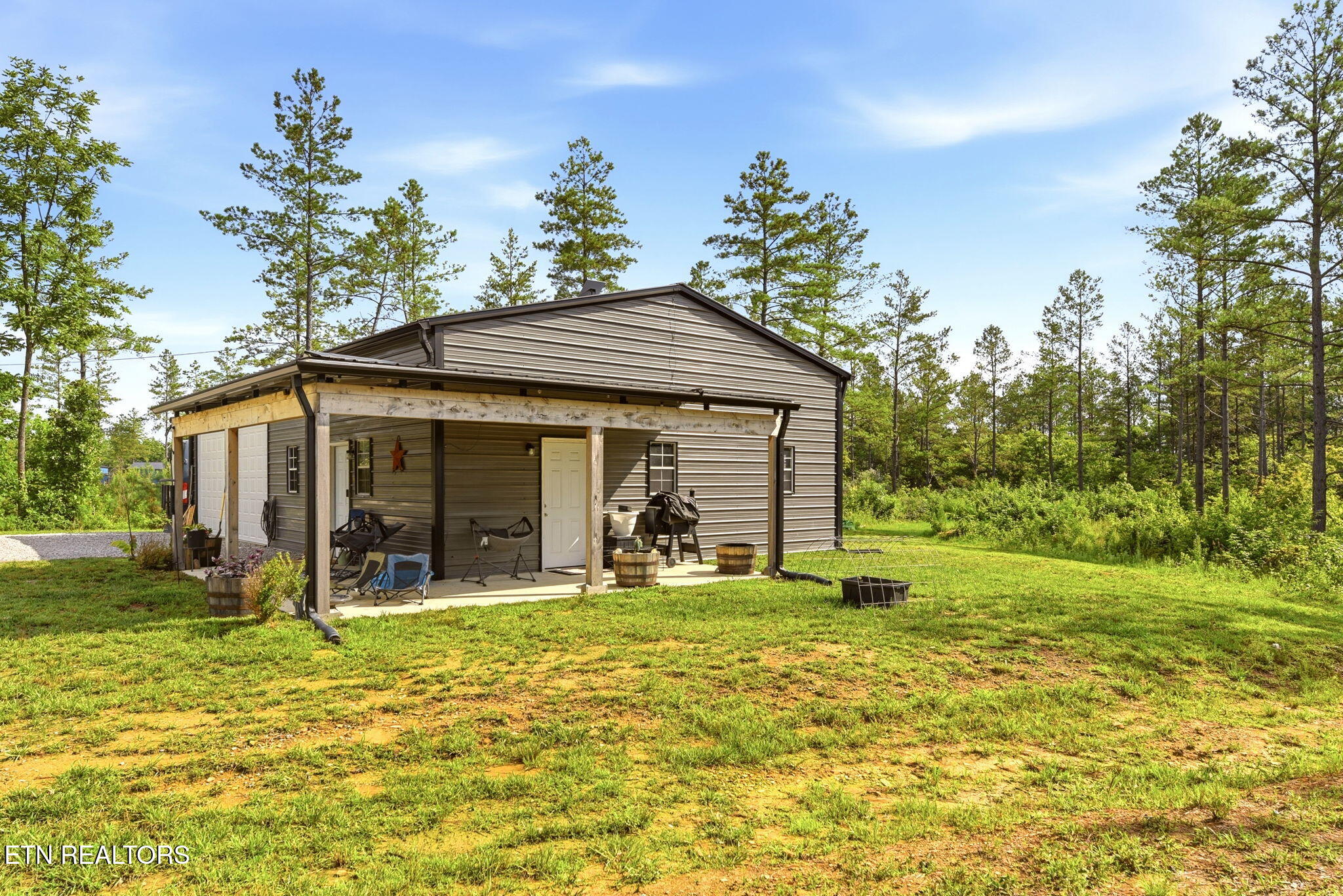 139 Boone Lane Sunbright TN 37872