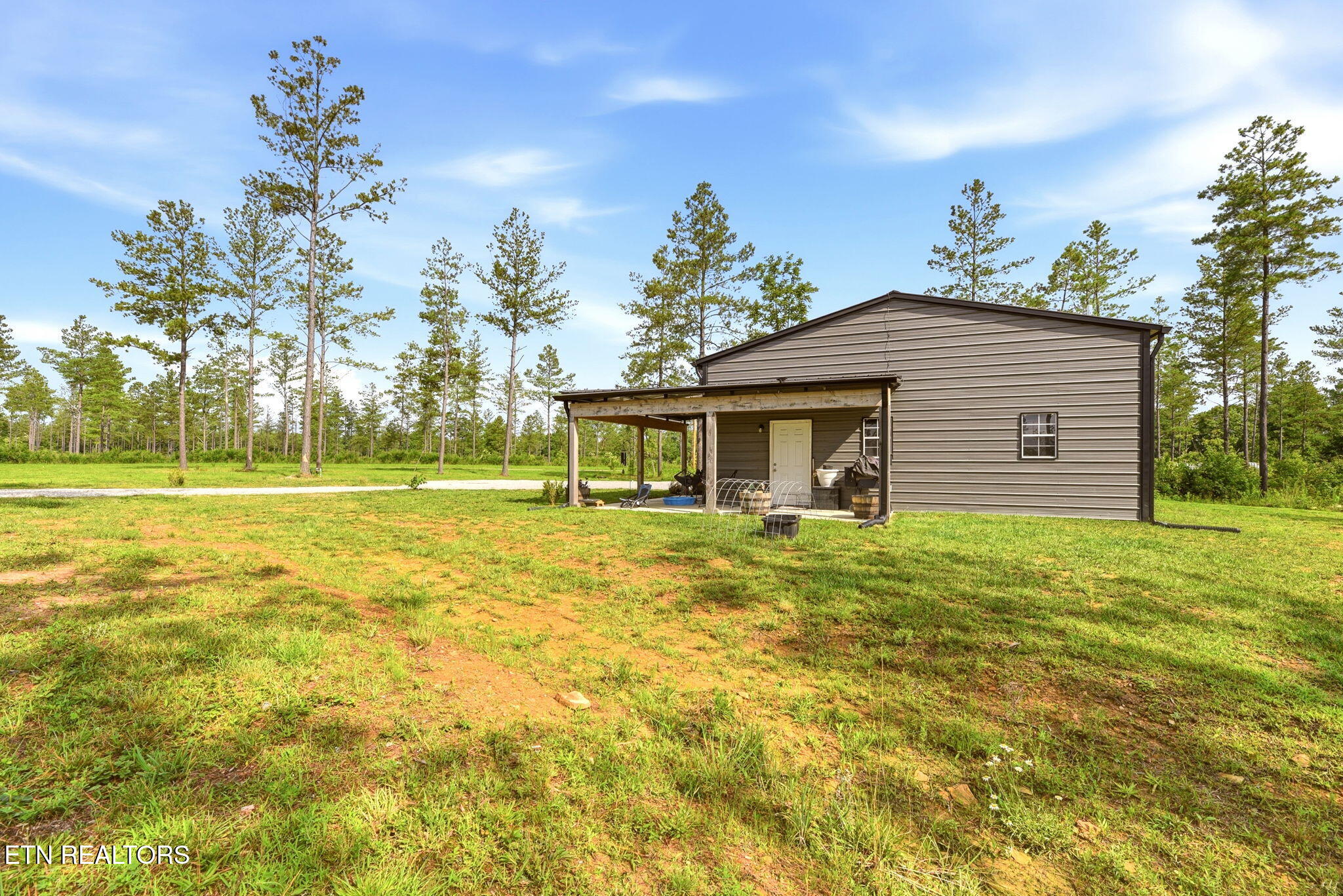 139 Boone Lane Sunbright TN 37872