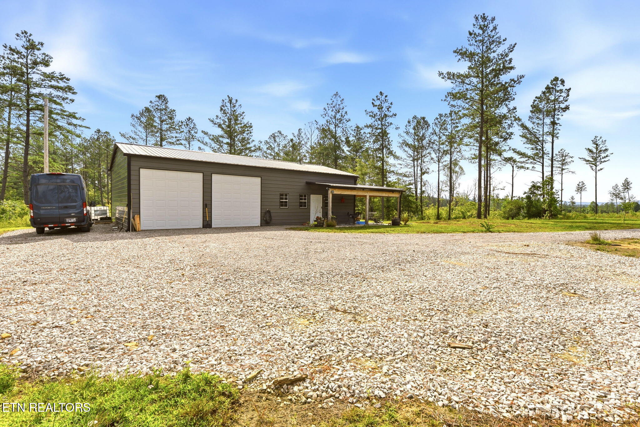 139 Boone Lane Sunbright TN 37872