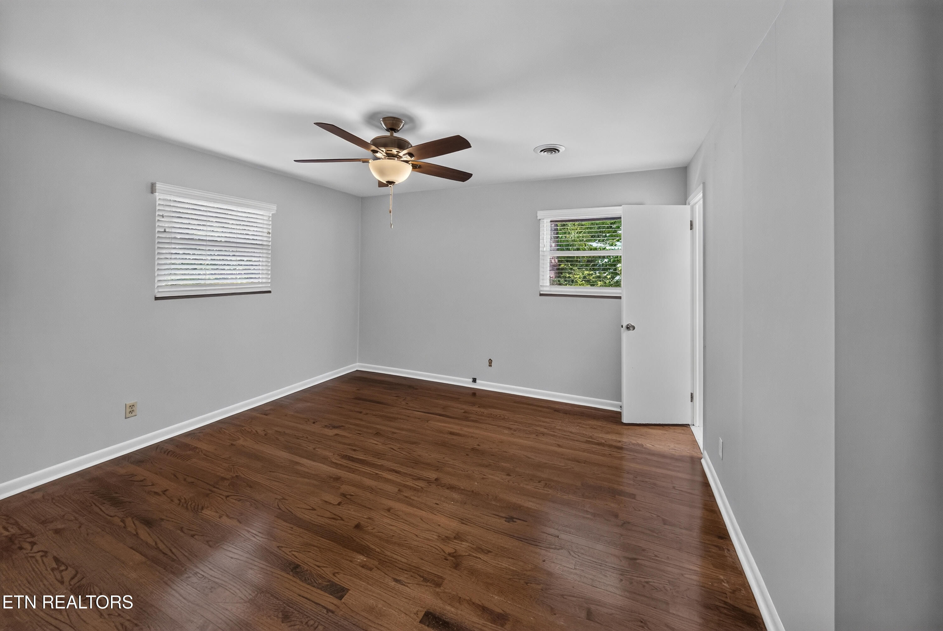 1107 Burning Trail Knoxville TN 37909