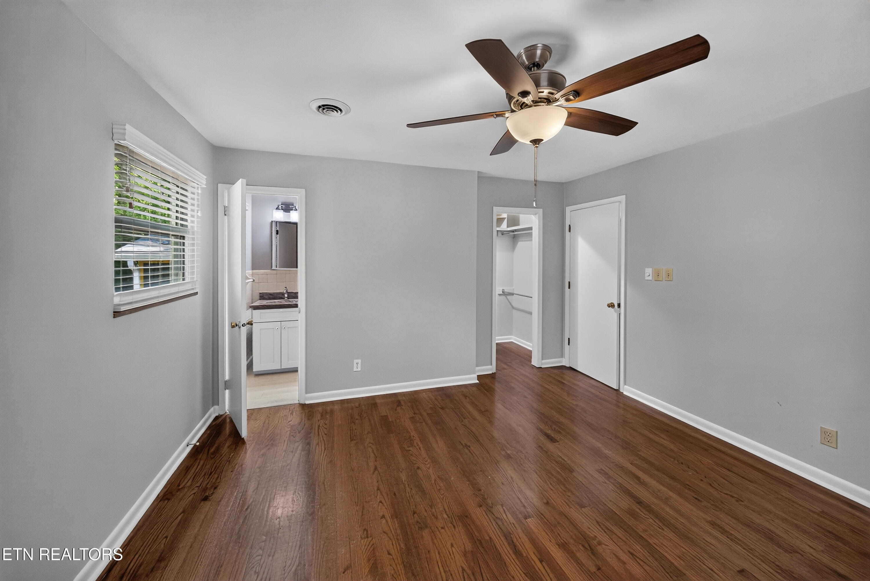 1107 Burning Trail Knoxville TN 37909