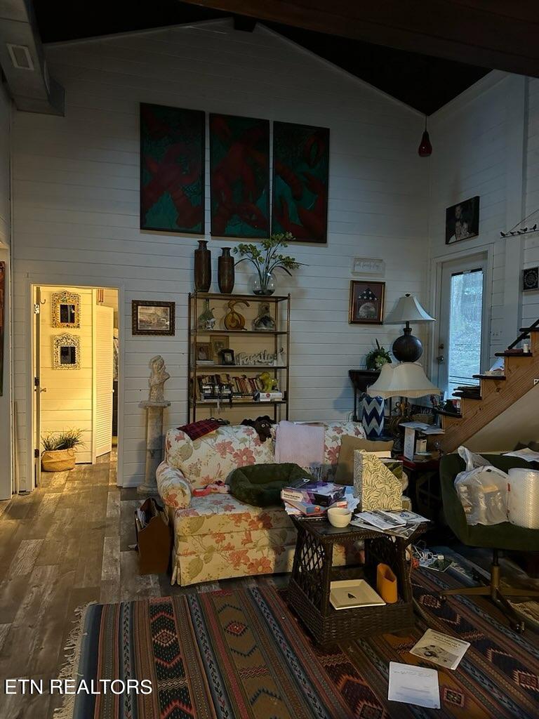 135 White Creek Court Deer Lodge TN 37726