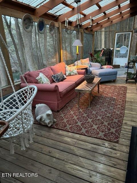 135 White Creek Court Deer Lodge TN 37726