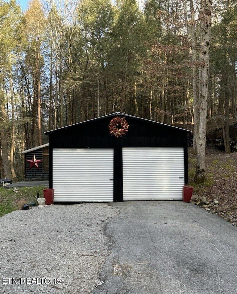 135 White Creek Court Deer Lodge TN 37726