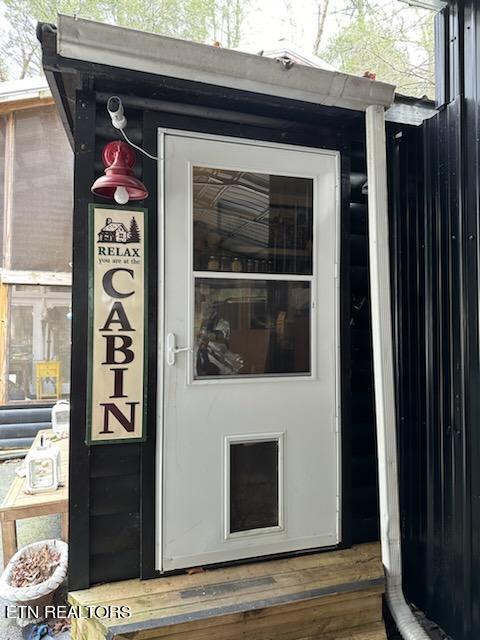 135 White Creek Court Deer Lodge TN 37726