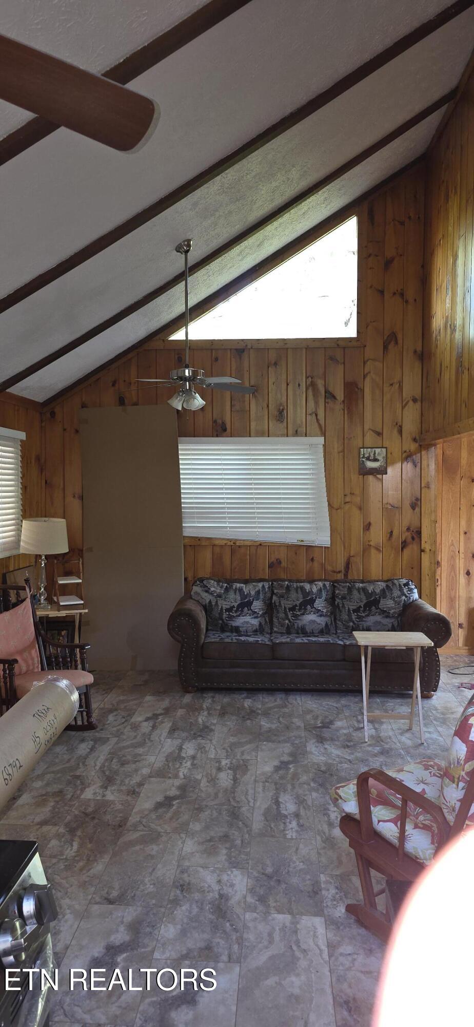829 W Gold Dust Drive Pigeon Forge TN 37863