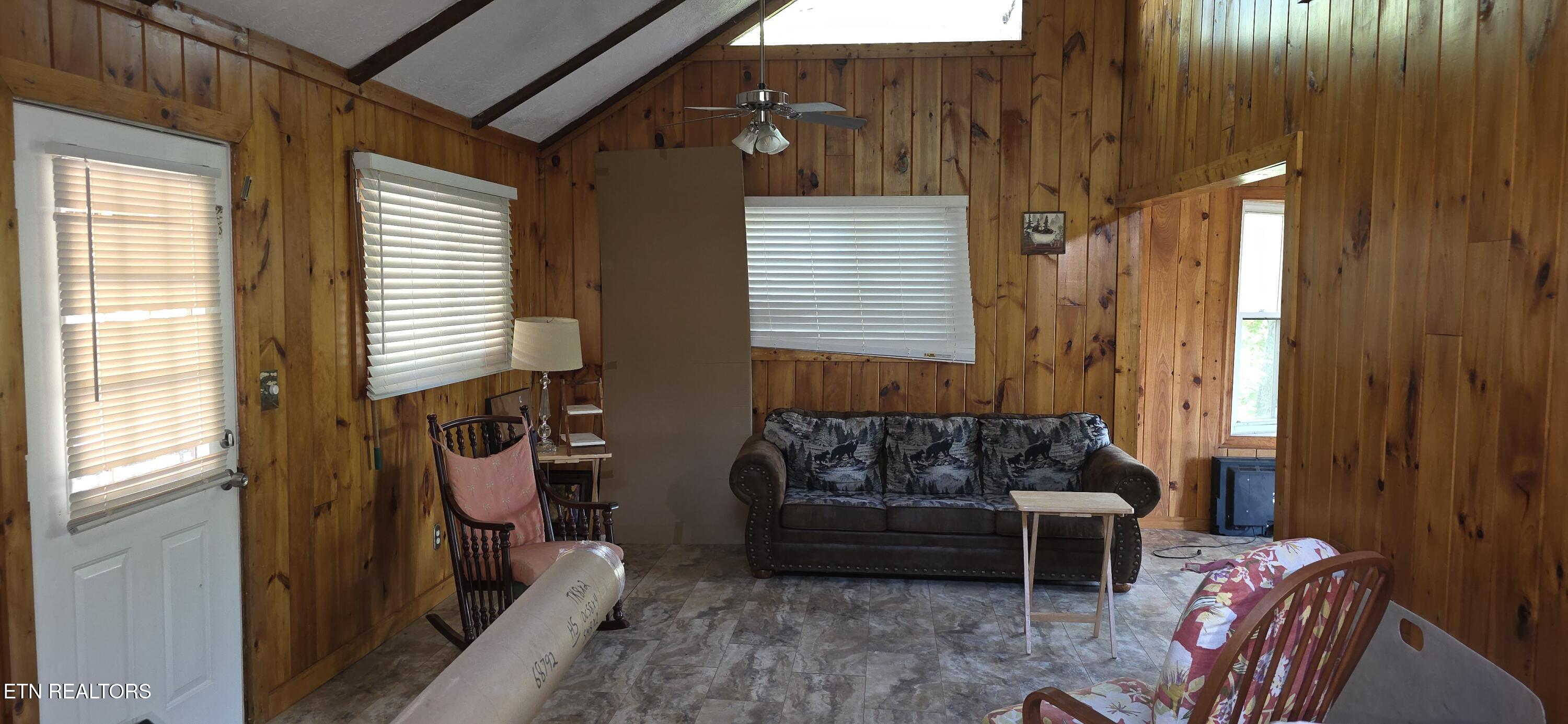 829 W Gold Dust Drive Pigeon Forge TN 37863