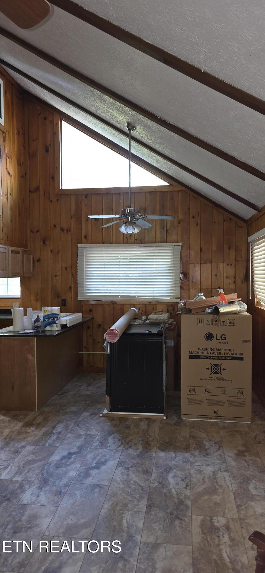829 W Gold Dust Drive Pigeon Forge TN 37863