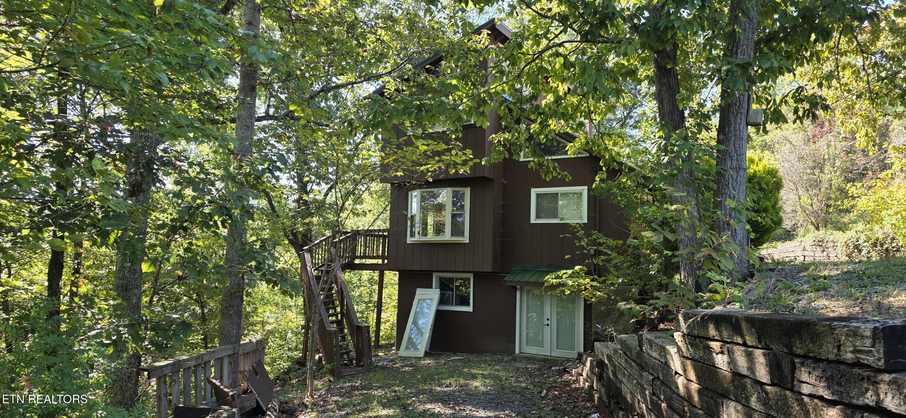 829 W Gold Dust Drive Pigeon Forge TN 37863