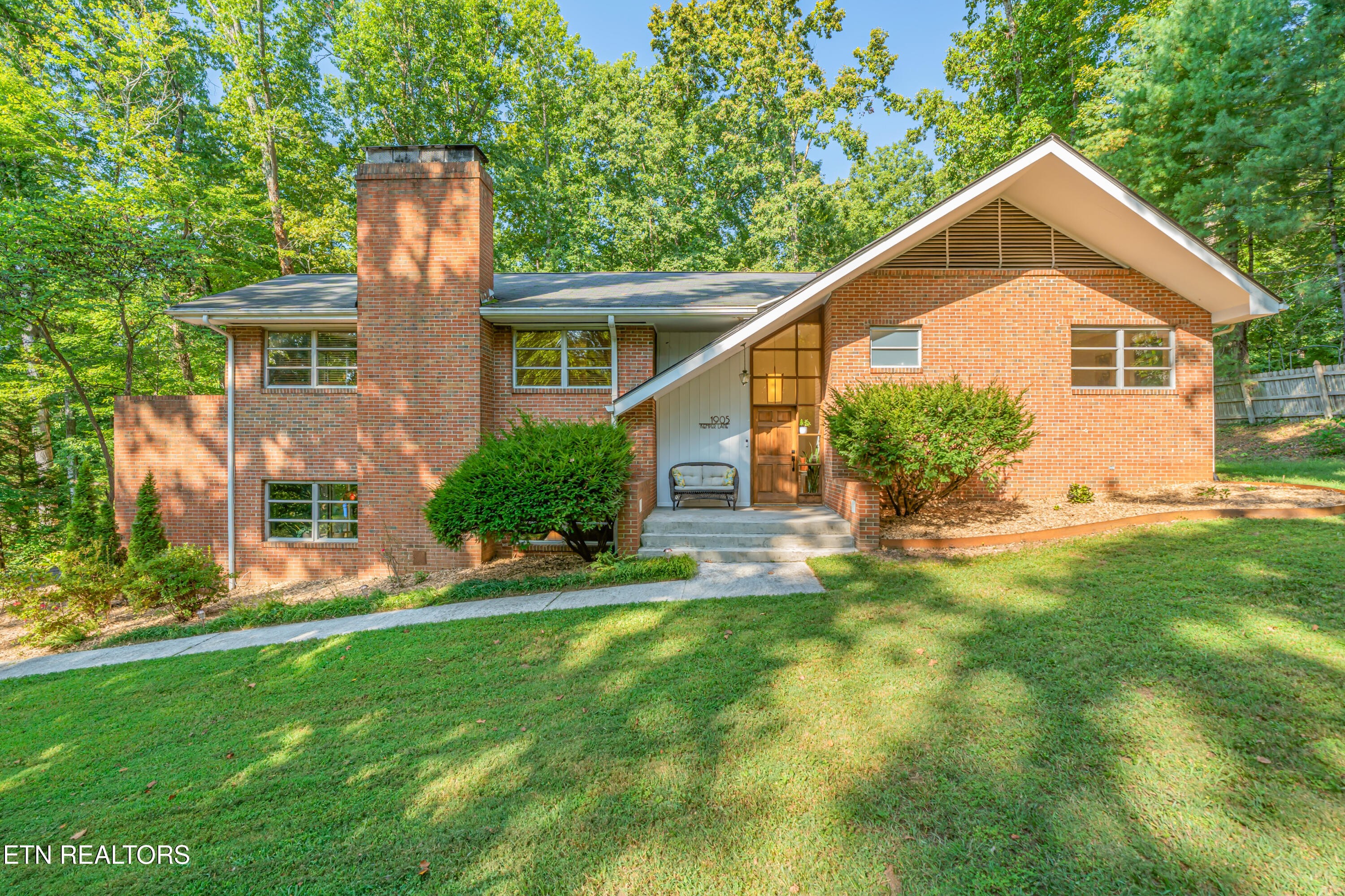 1905 Kemper Lane Knoxville TN 37920