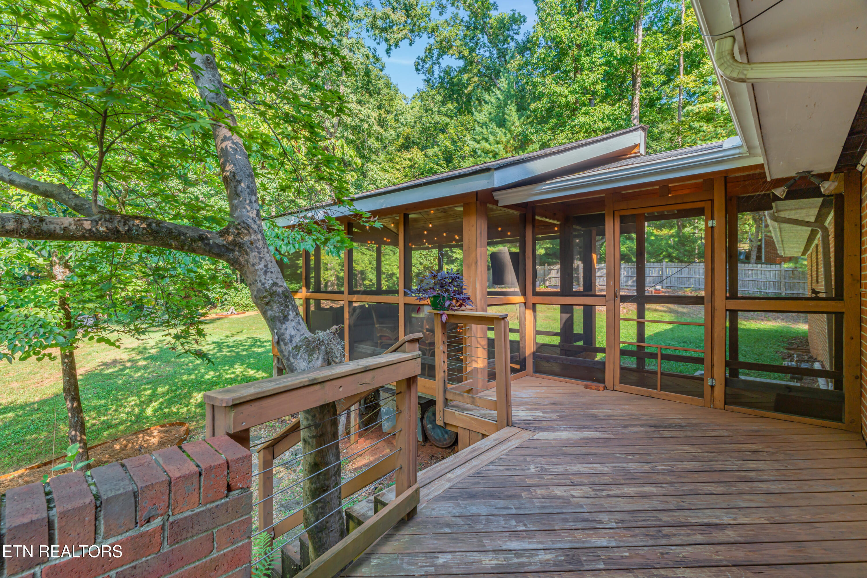 1905 Kemper Lane Knoxville TN 37920