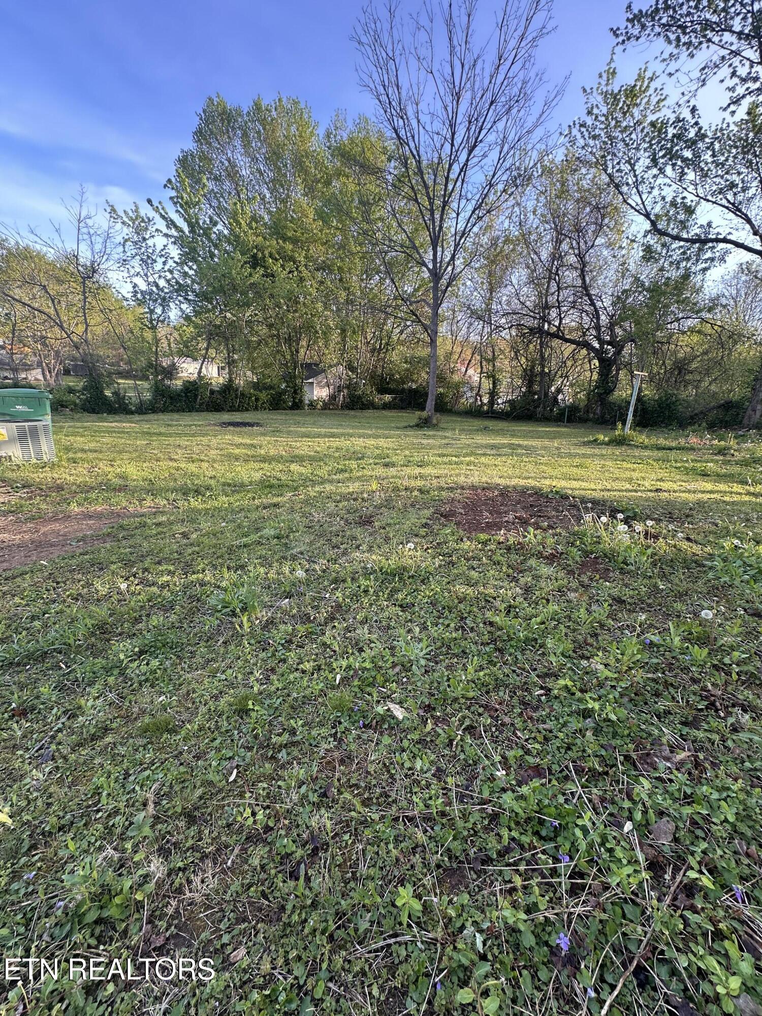 7830 Brickyard Road Powell TN 37849