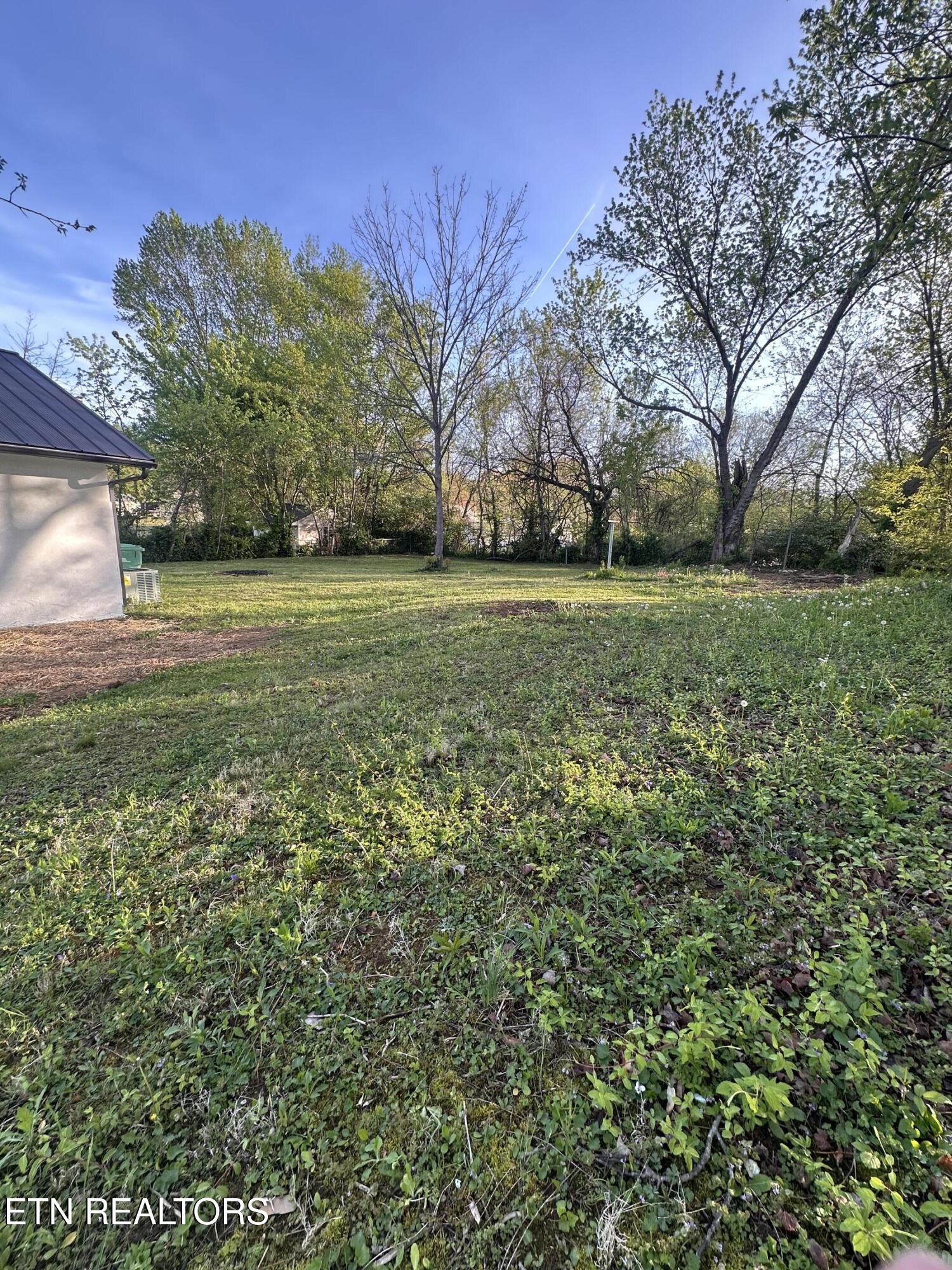 7830 Brickyard Road Powell TN 37849