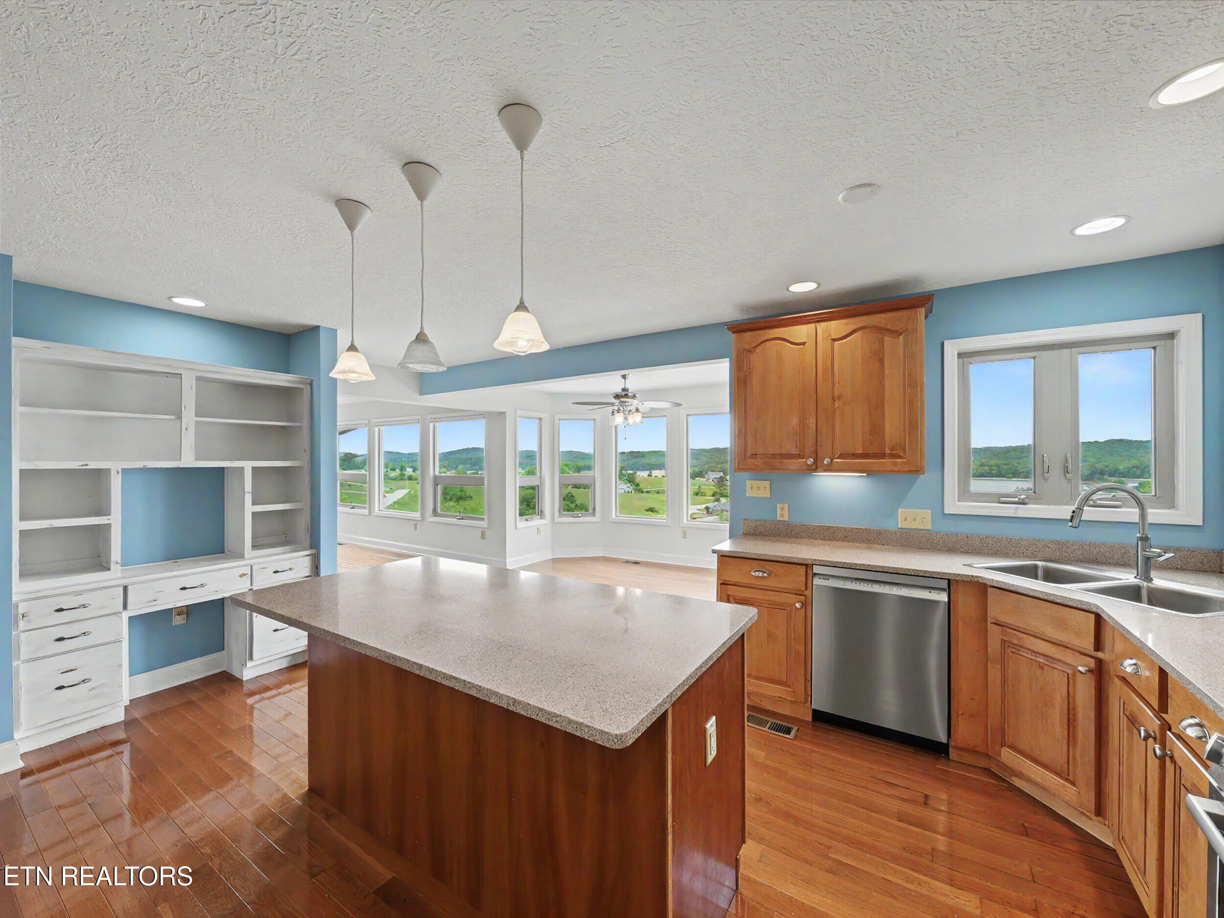 1031 Russell Brothers Road Sharps Chapel TN 37866