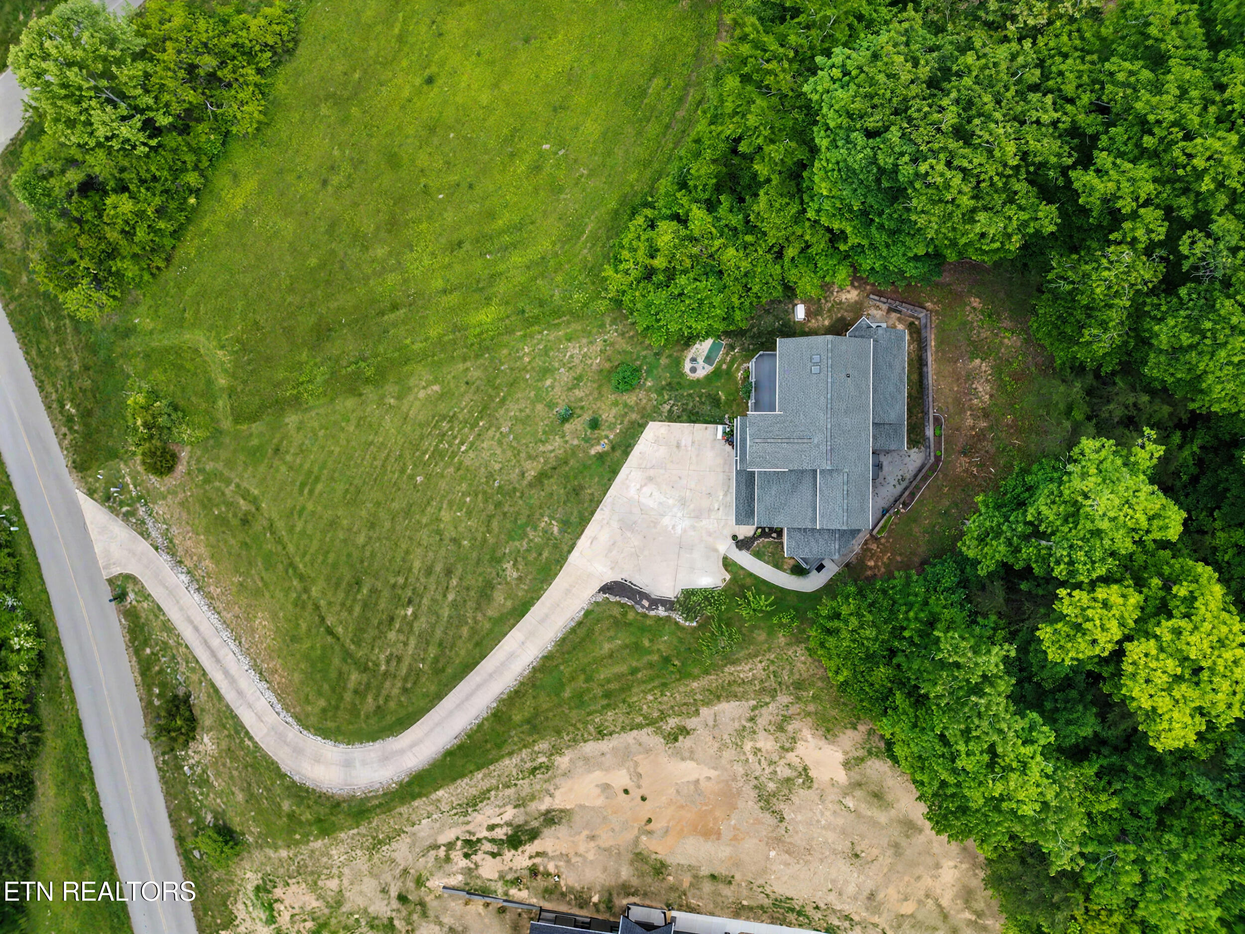 1031 Russell Brothers Road Sharps Chapel TN 37866