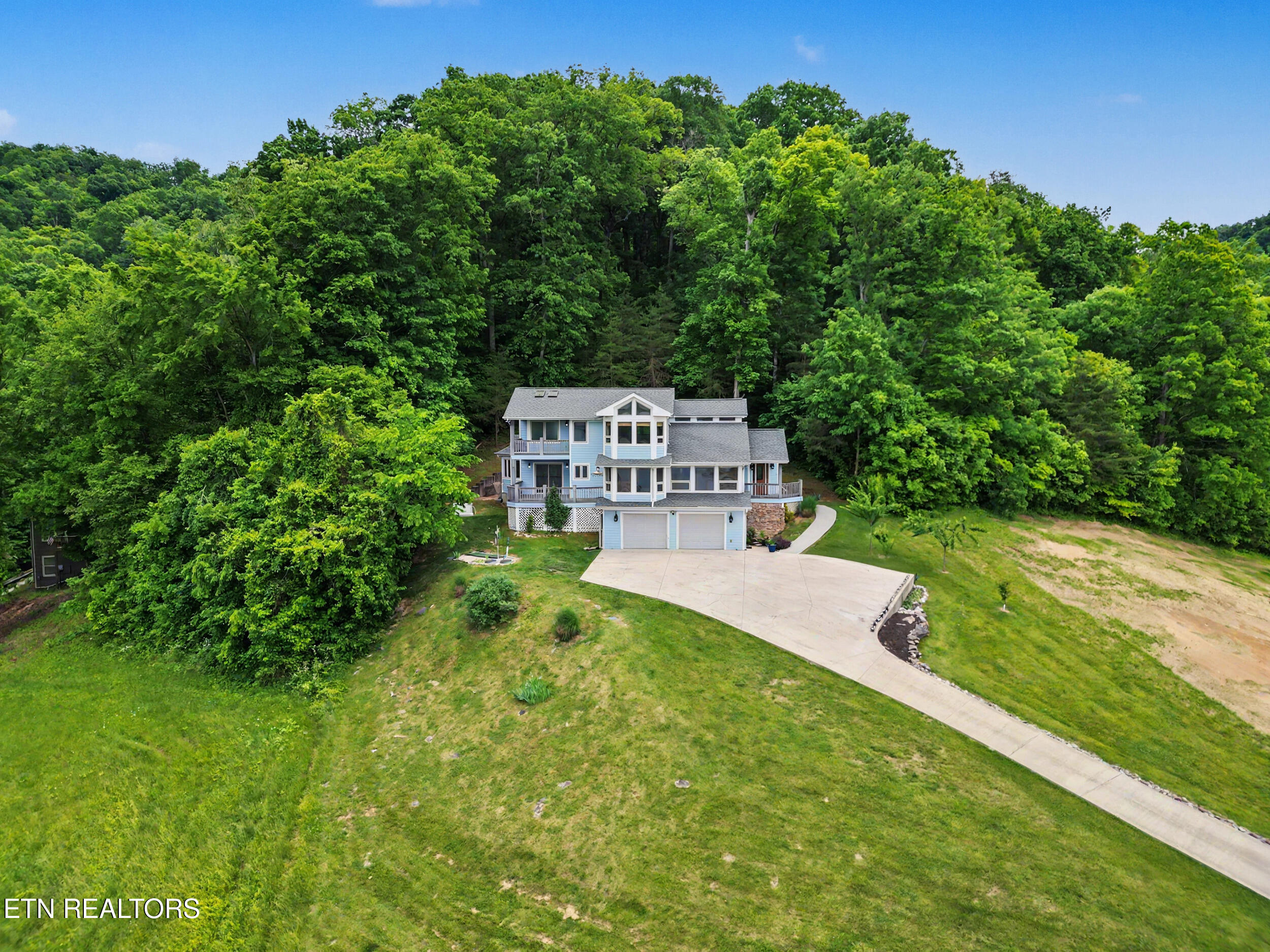 1031 Russell Brothers Road Sharps Chapel TN 37866