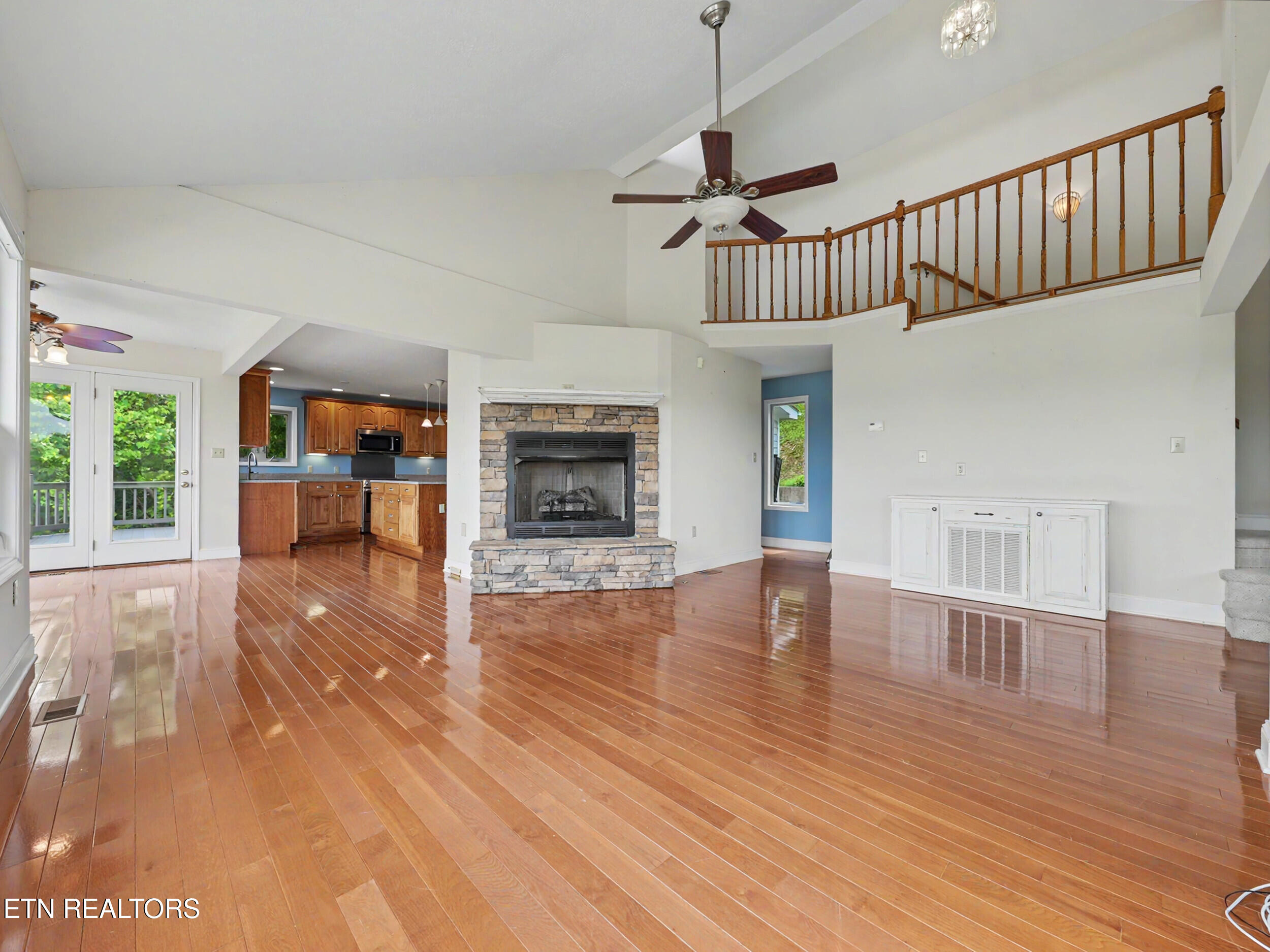1031 Russell Brothers Road Sharps Chapel TN 37866