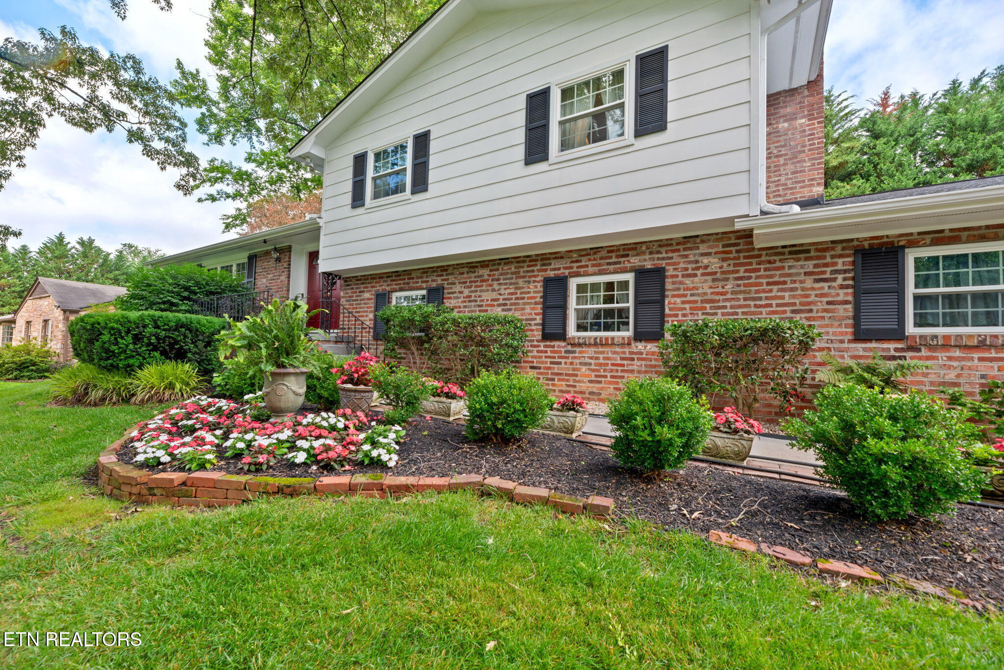 8201 Ainsworth Drive Knoxville TN 37909