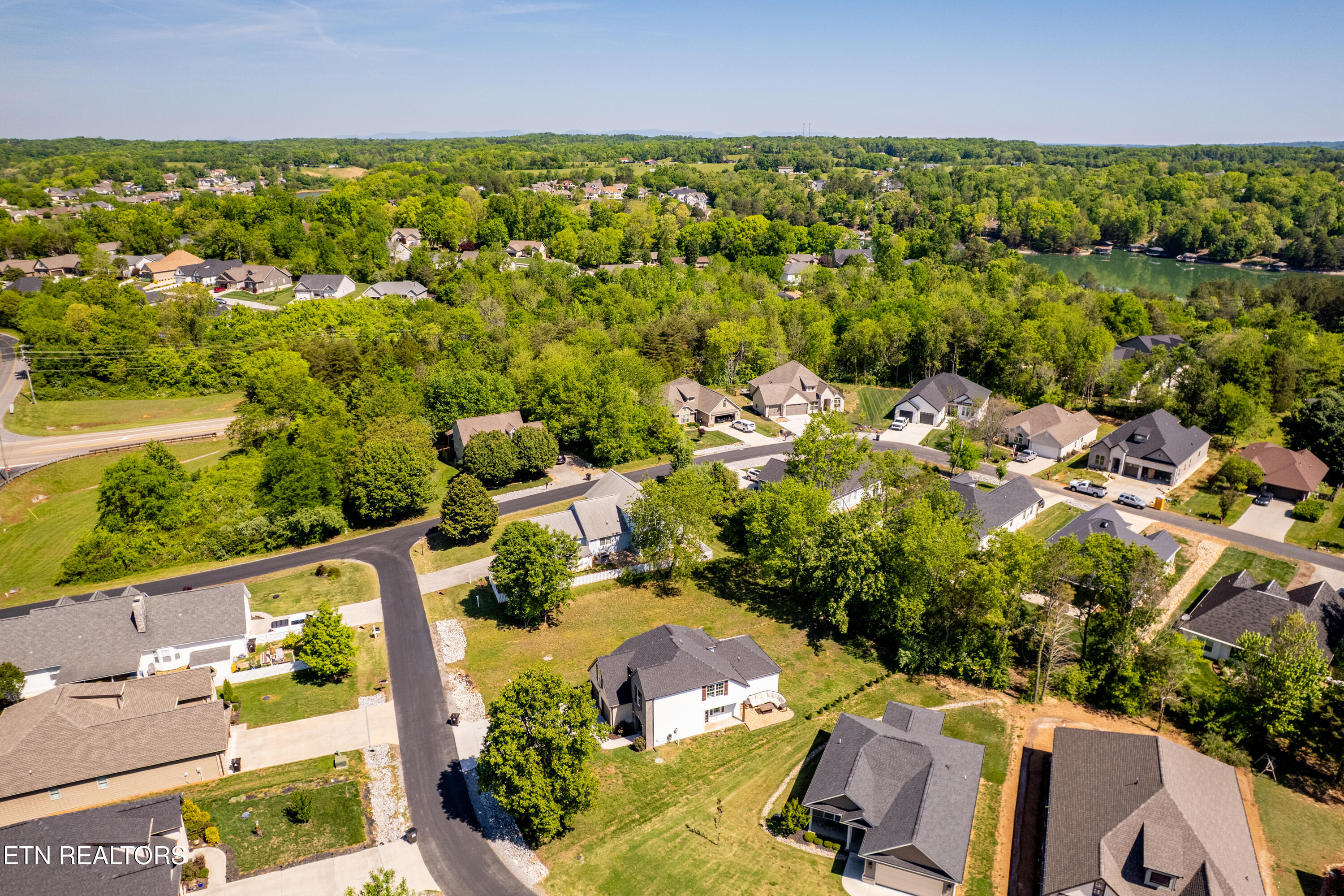 215 Ogana Lane Loudon TN 37774