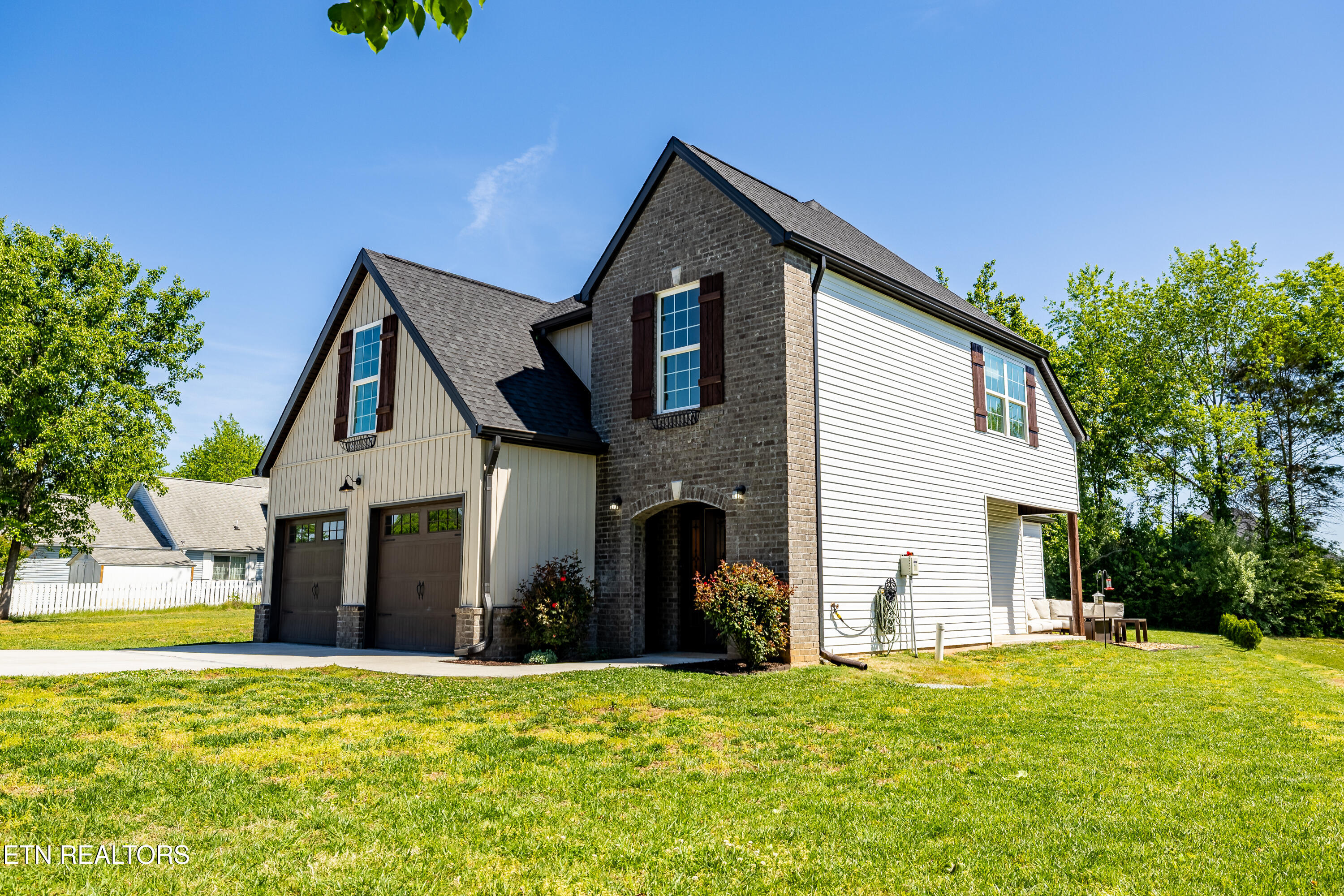 215 Ogana Lane Loudon TN 37774