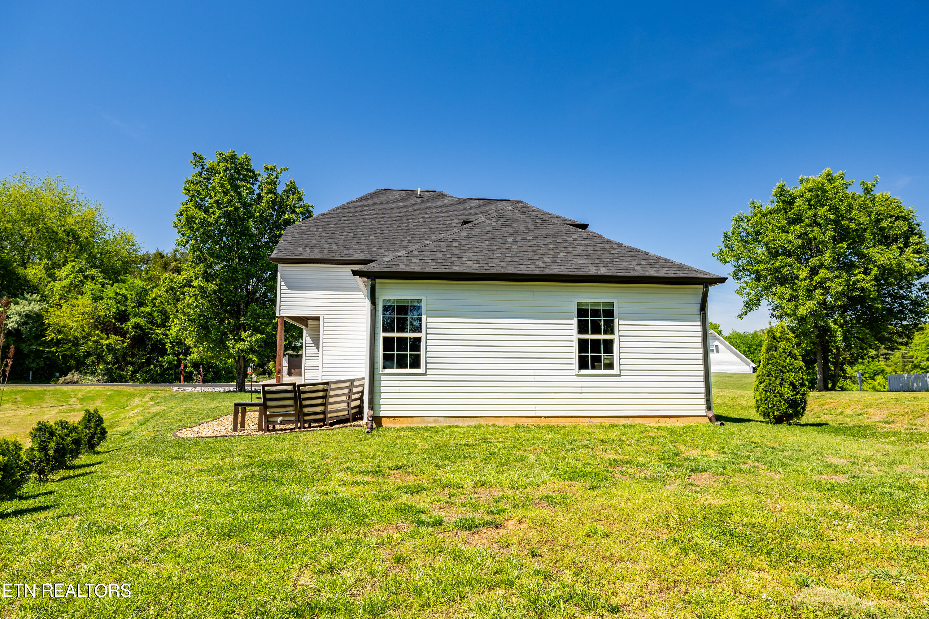 215 Ogana Lane Loudon TN 37774