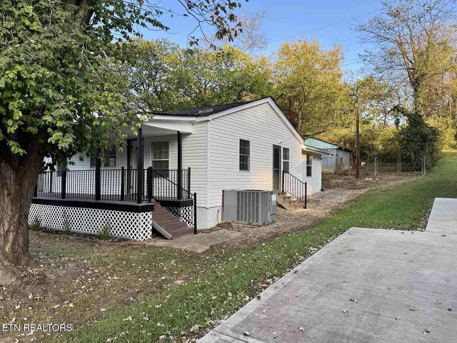 2907 Tecoma Drive Knoxville TN 37917
