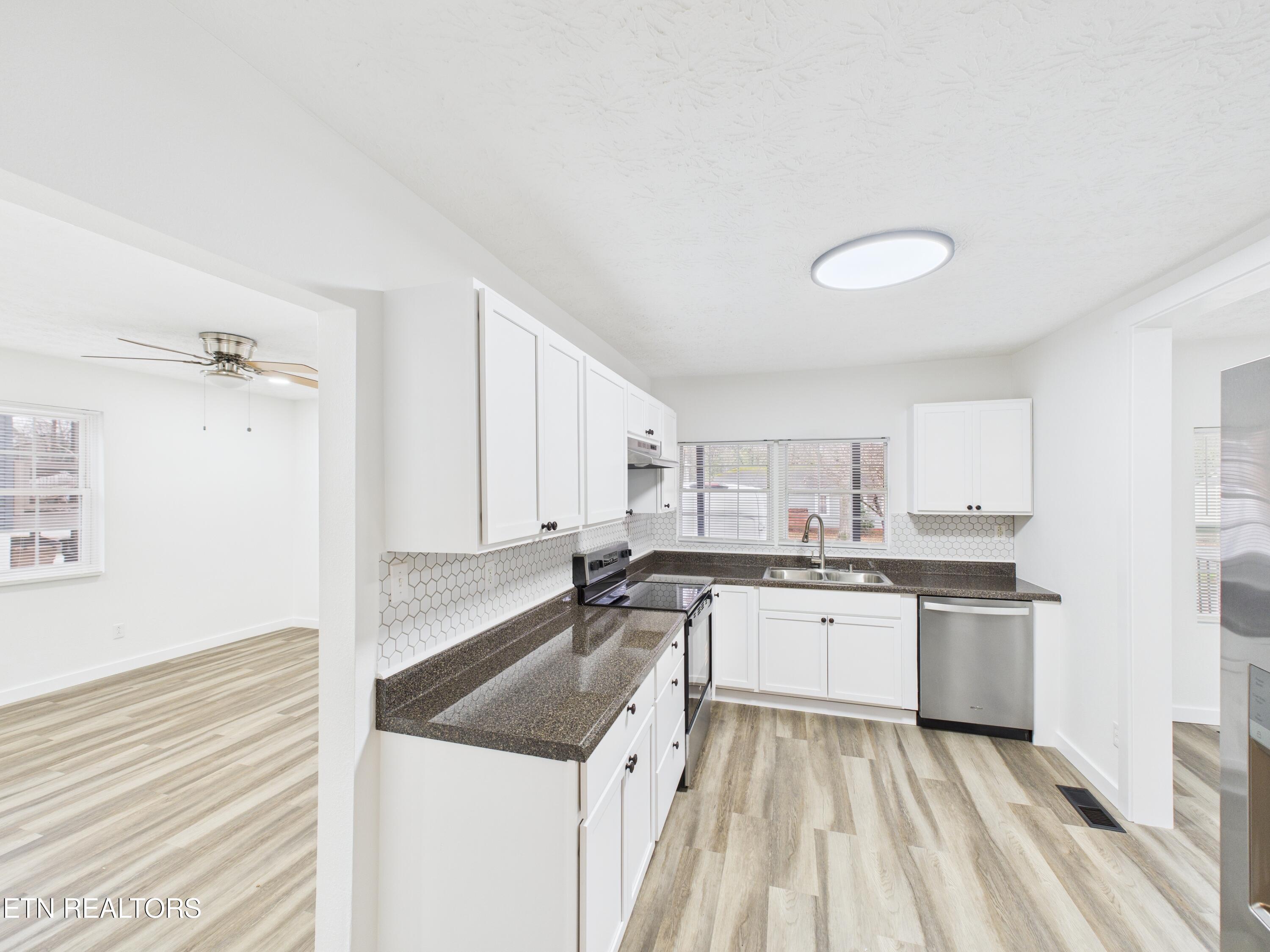2907 Tecoma Drive Knoxville TN 37917