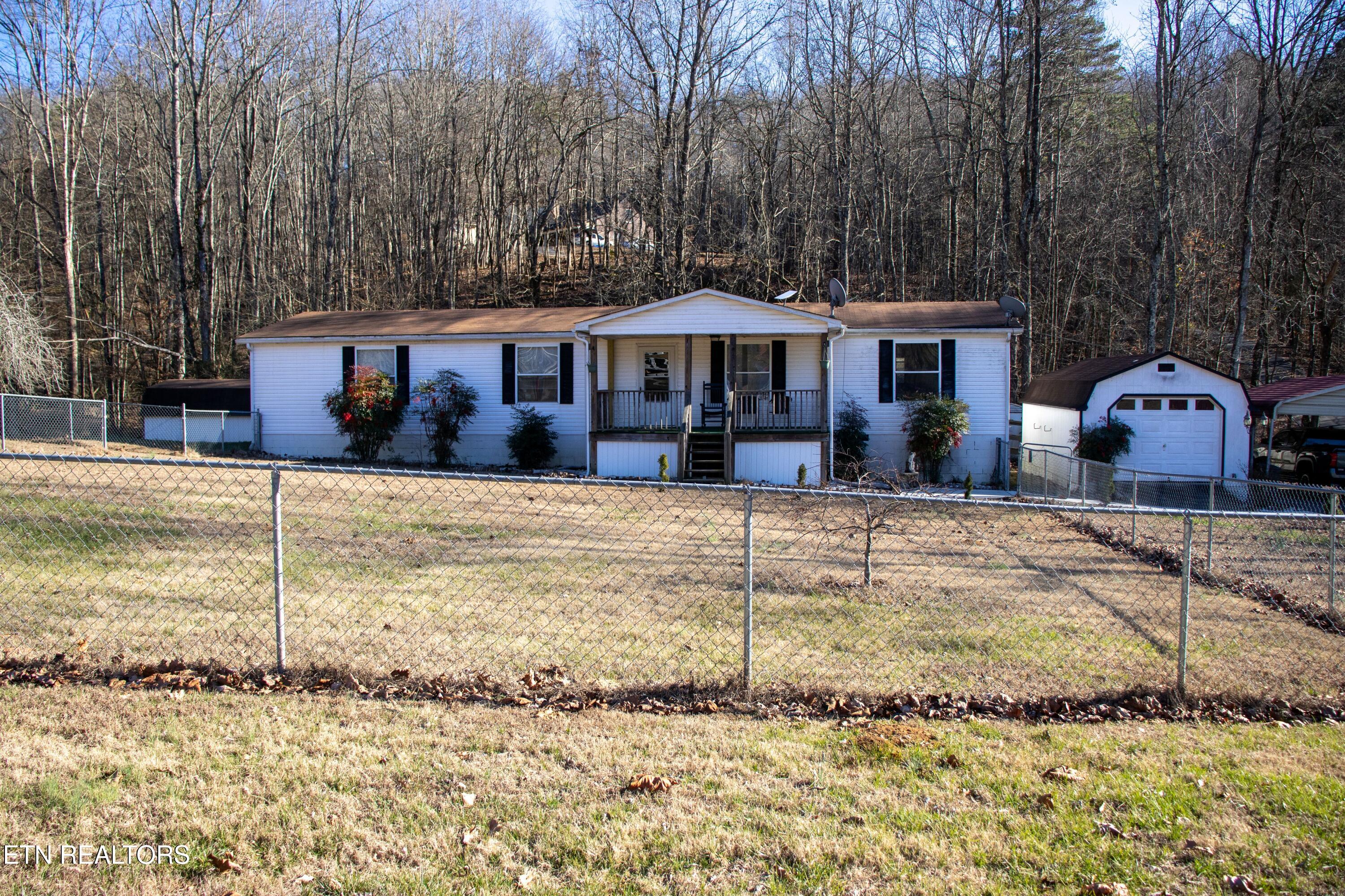 512 Edwards Lane Rockwood TN 37854