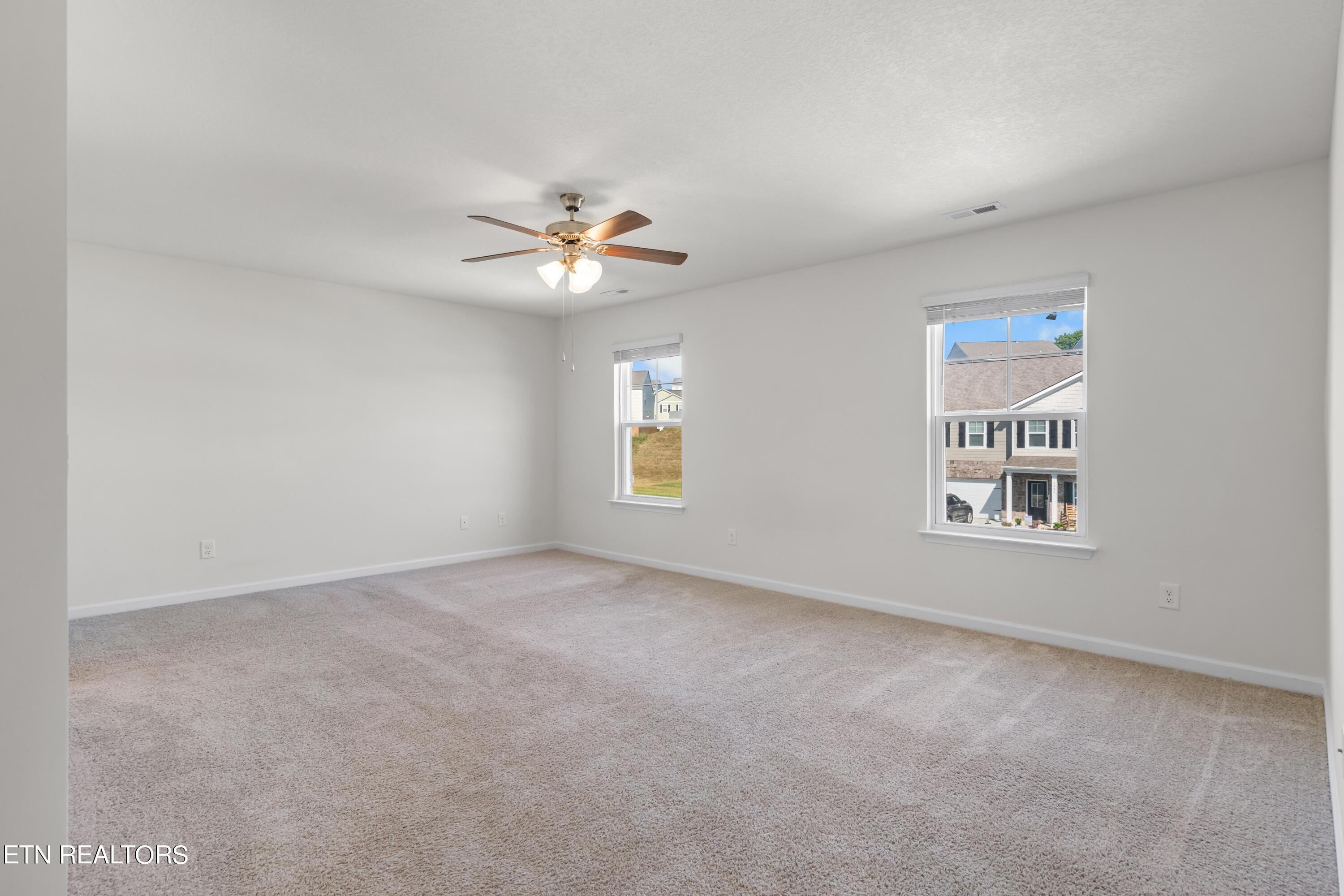 1459 Hampton Place Circle Loudon TN 37774