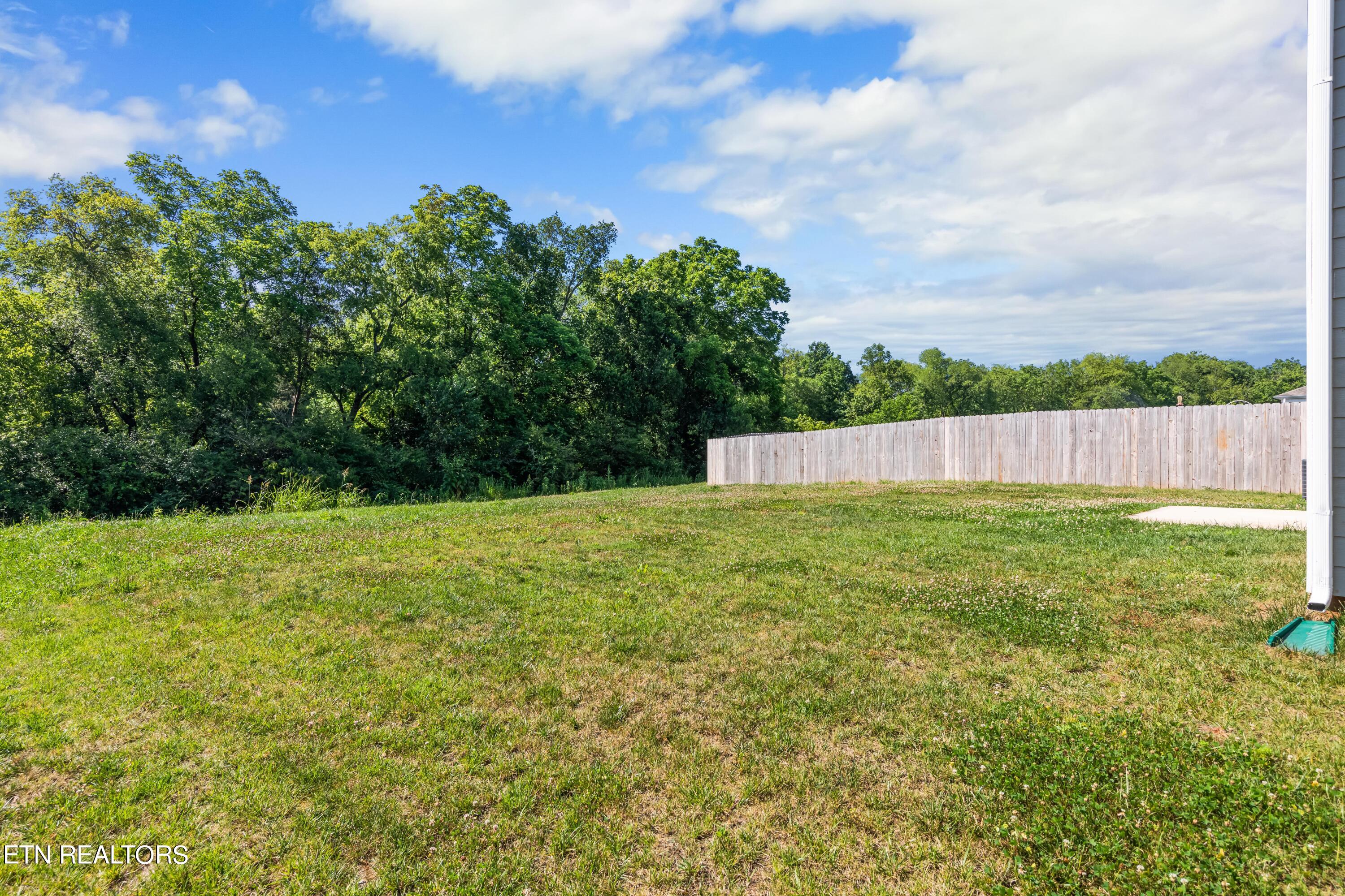 1459 Hampton Place Circle Loudon TN 37774