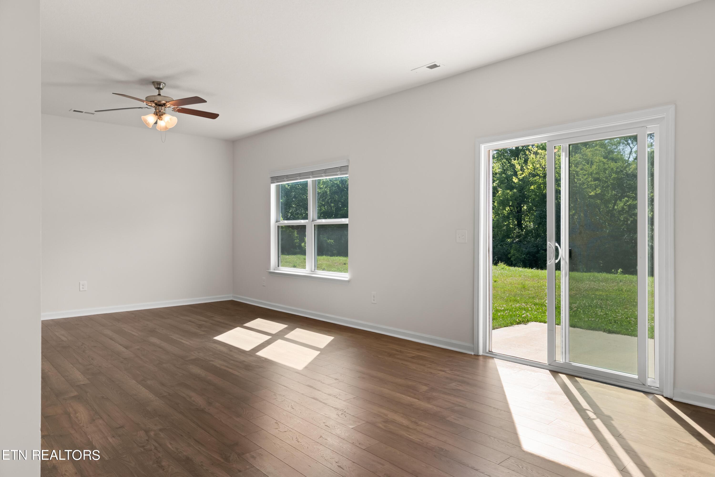 1459 Hampton Place Circle Loudon TN 37774