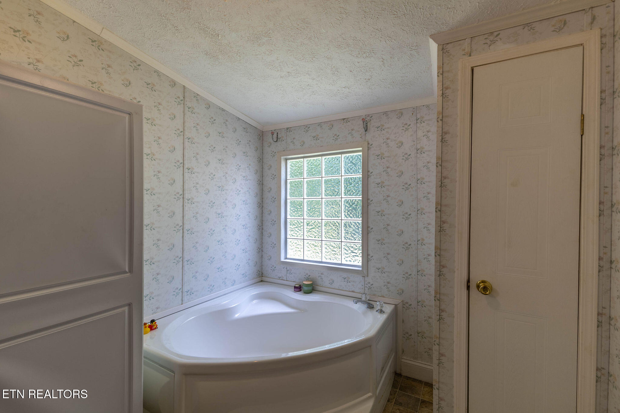 1138 Ridgeview Road Maryville TN 37801