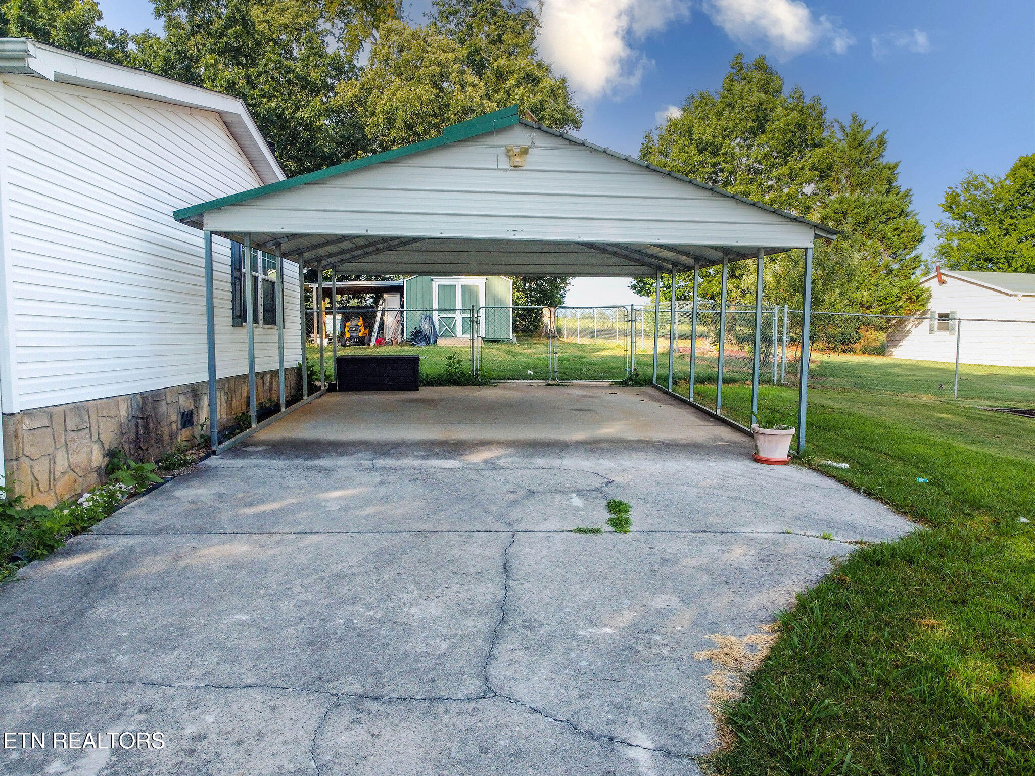 1138 Ridgeview Road Maryville TN 37801