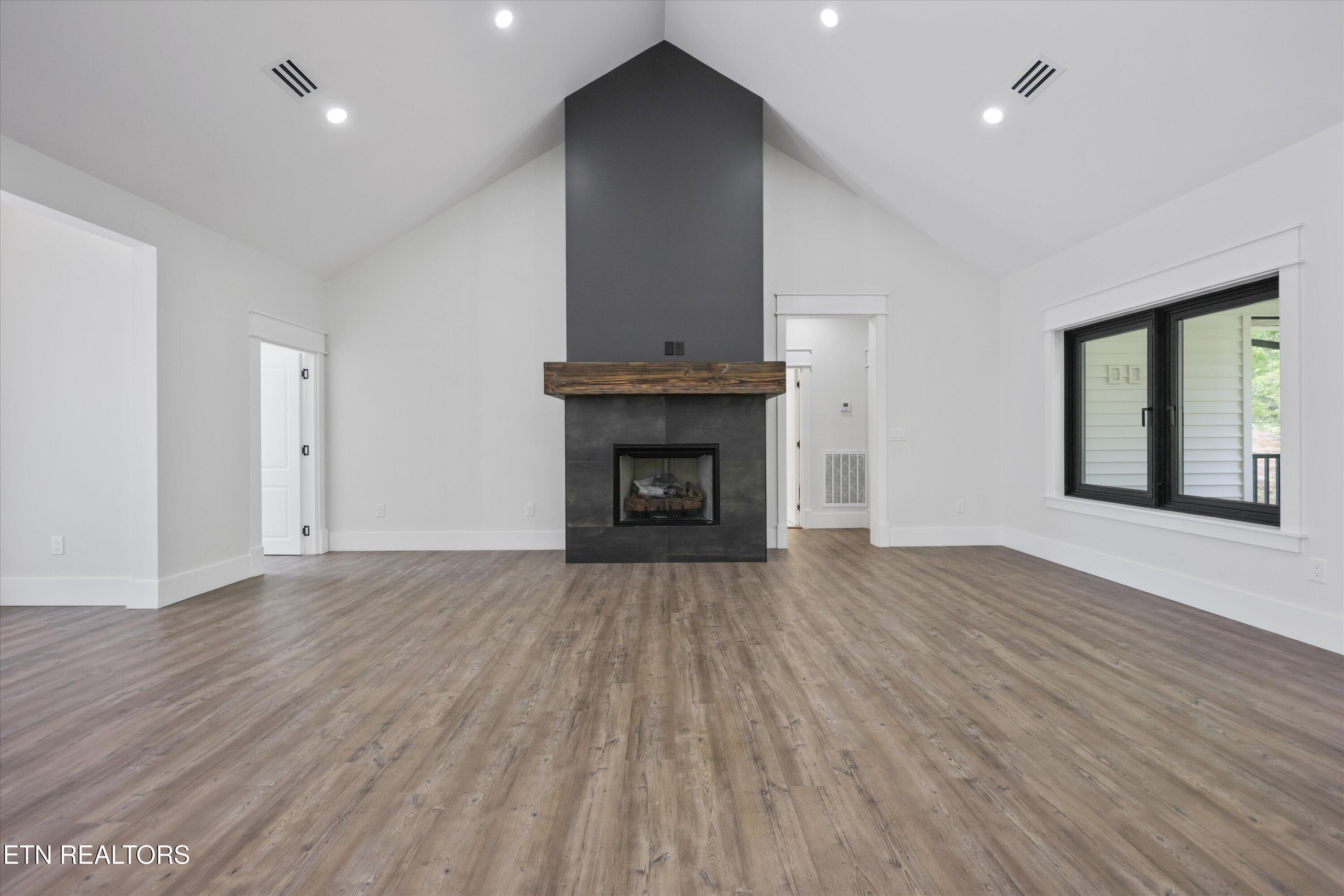 400 Elohi Place Loudon TN 37774