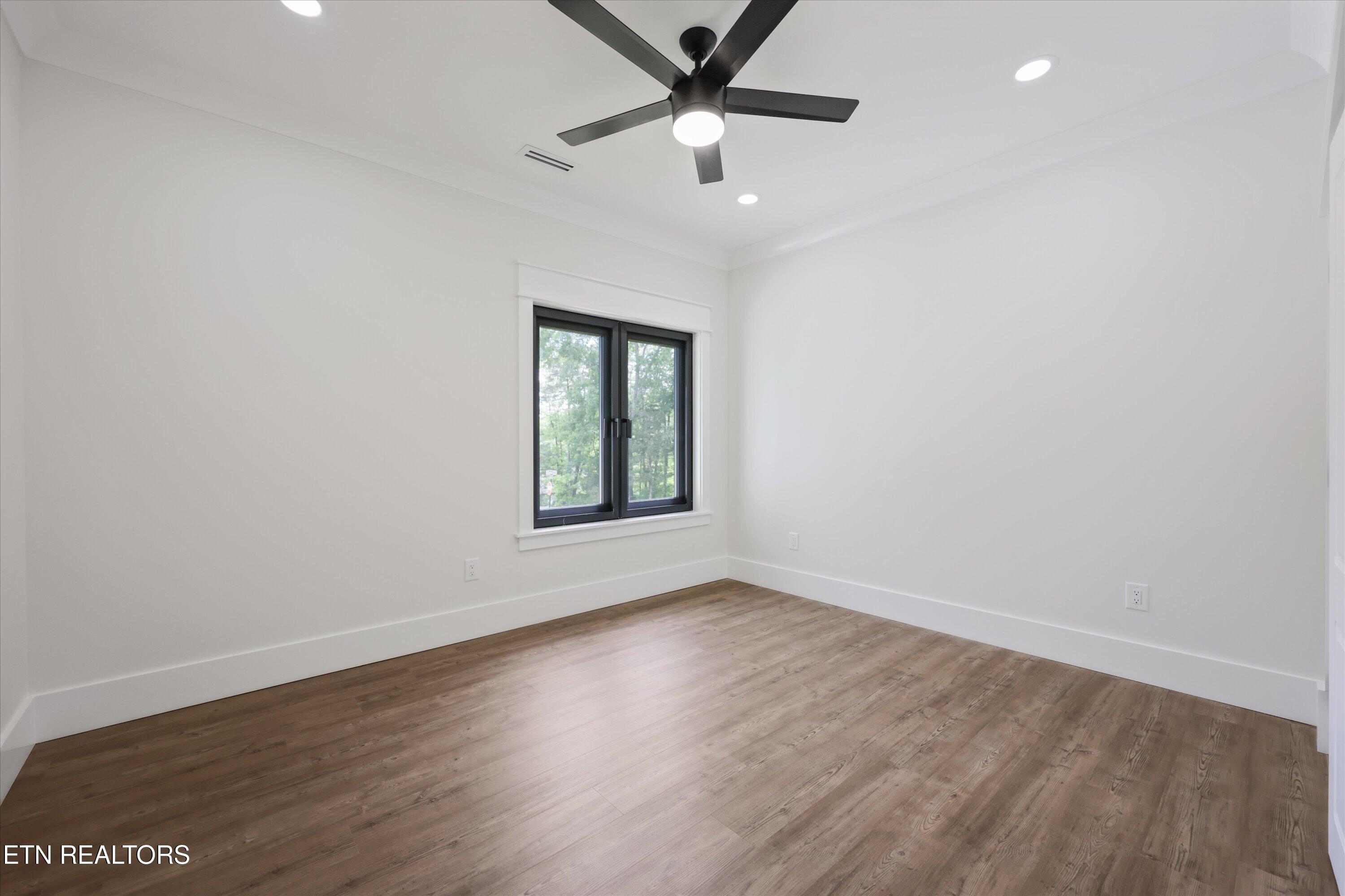400 Elohi Place Loudon TN 37774
