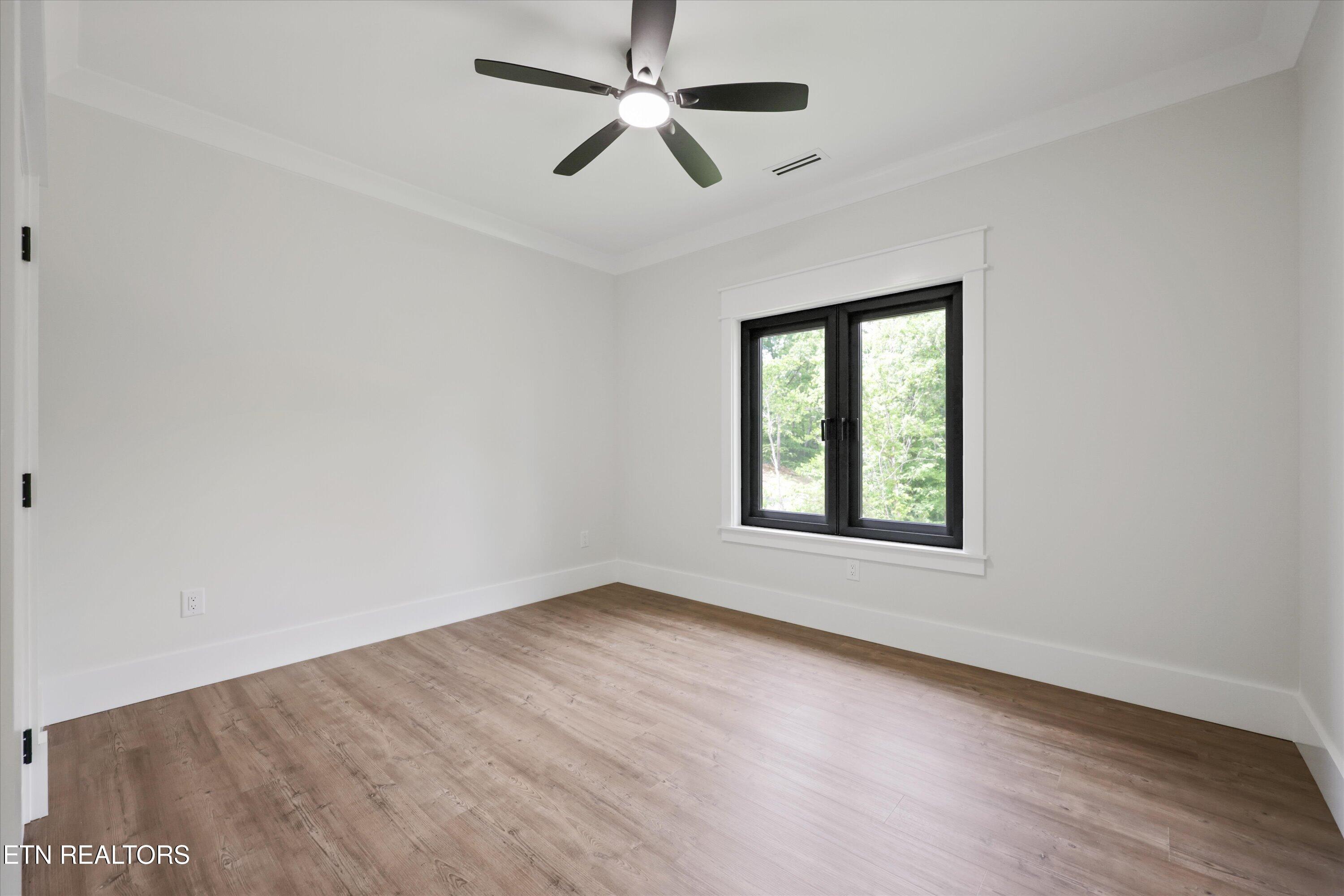 400 Elohi Place Loudon TN 37774