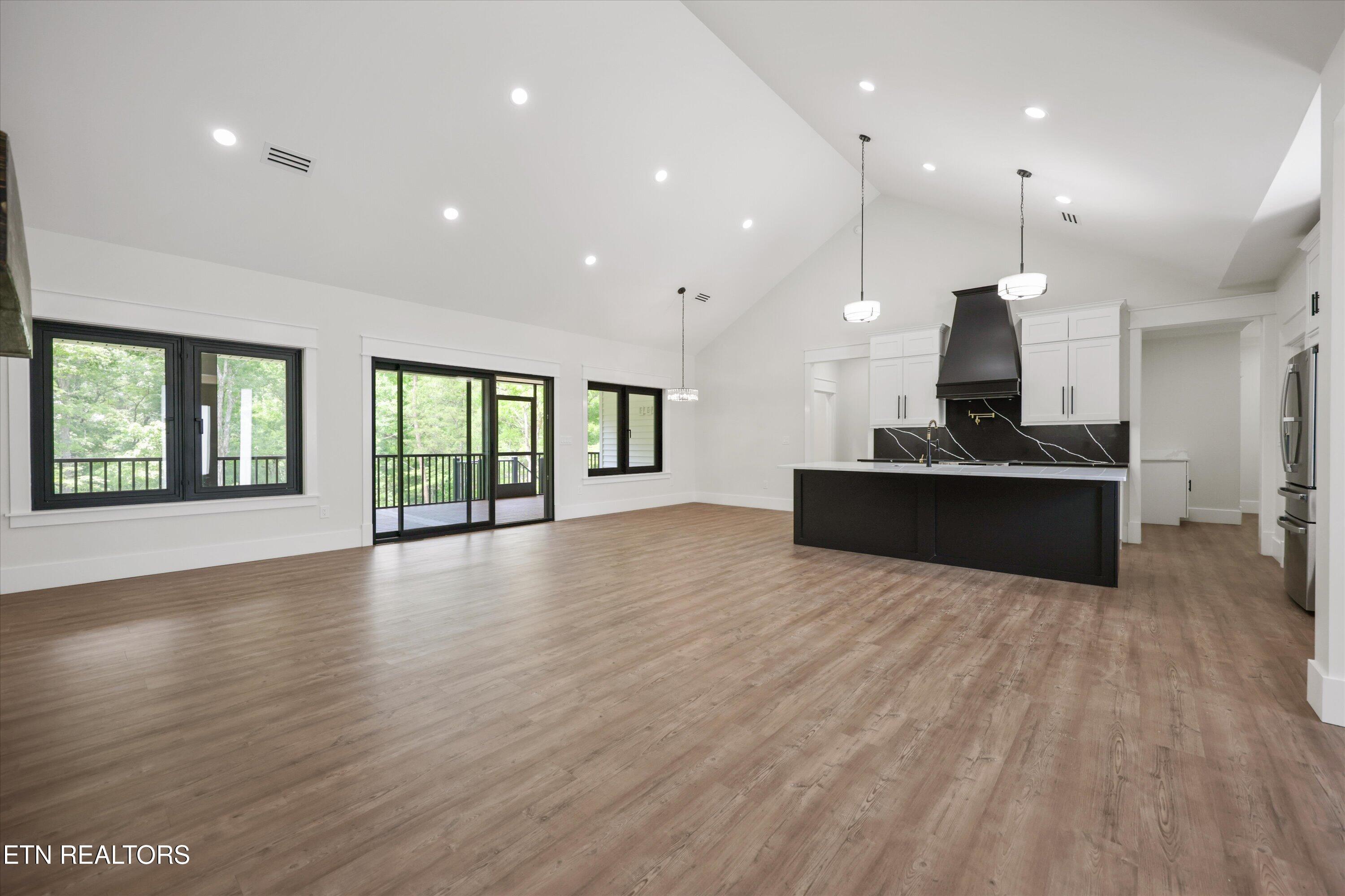 400 Elohi Place Loudon TN 37774