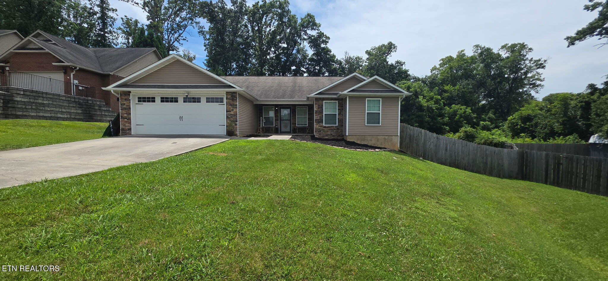 2009 Infinity Lane Sevierville TN 37876