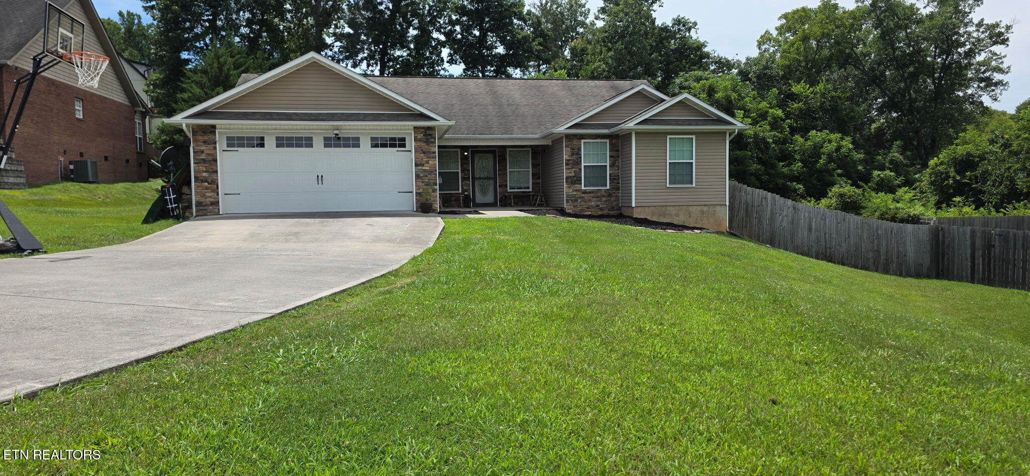 2009 Infinity Lane Sevierville TN 37876