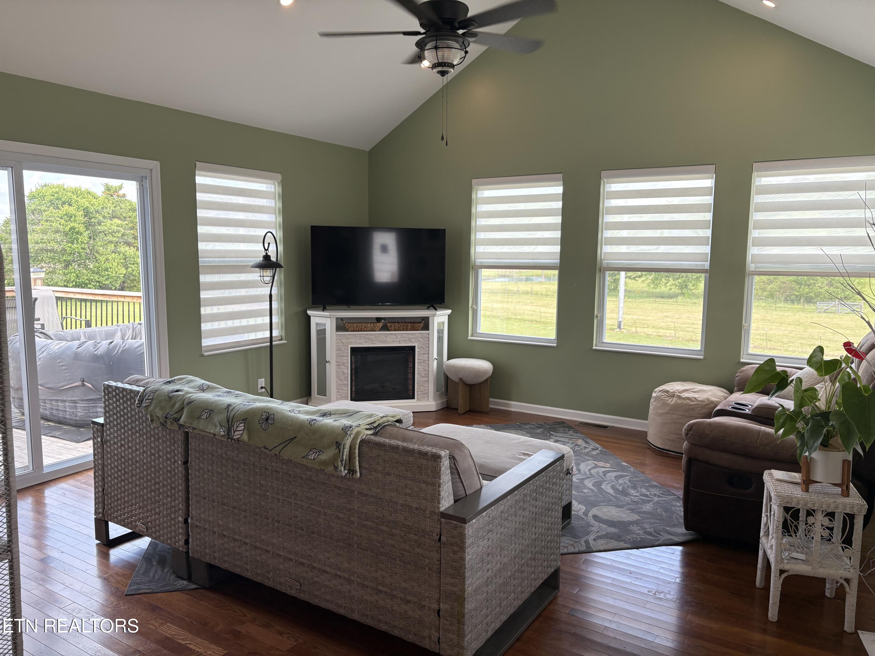 1789 NE Autumn Drive Cleveland TN 37323