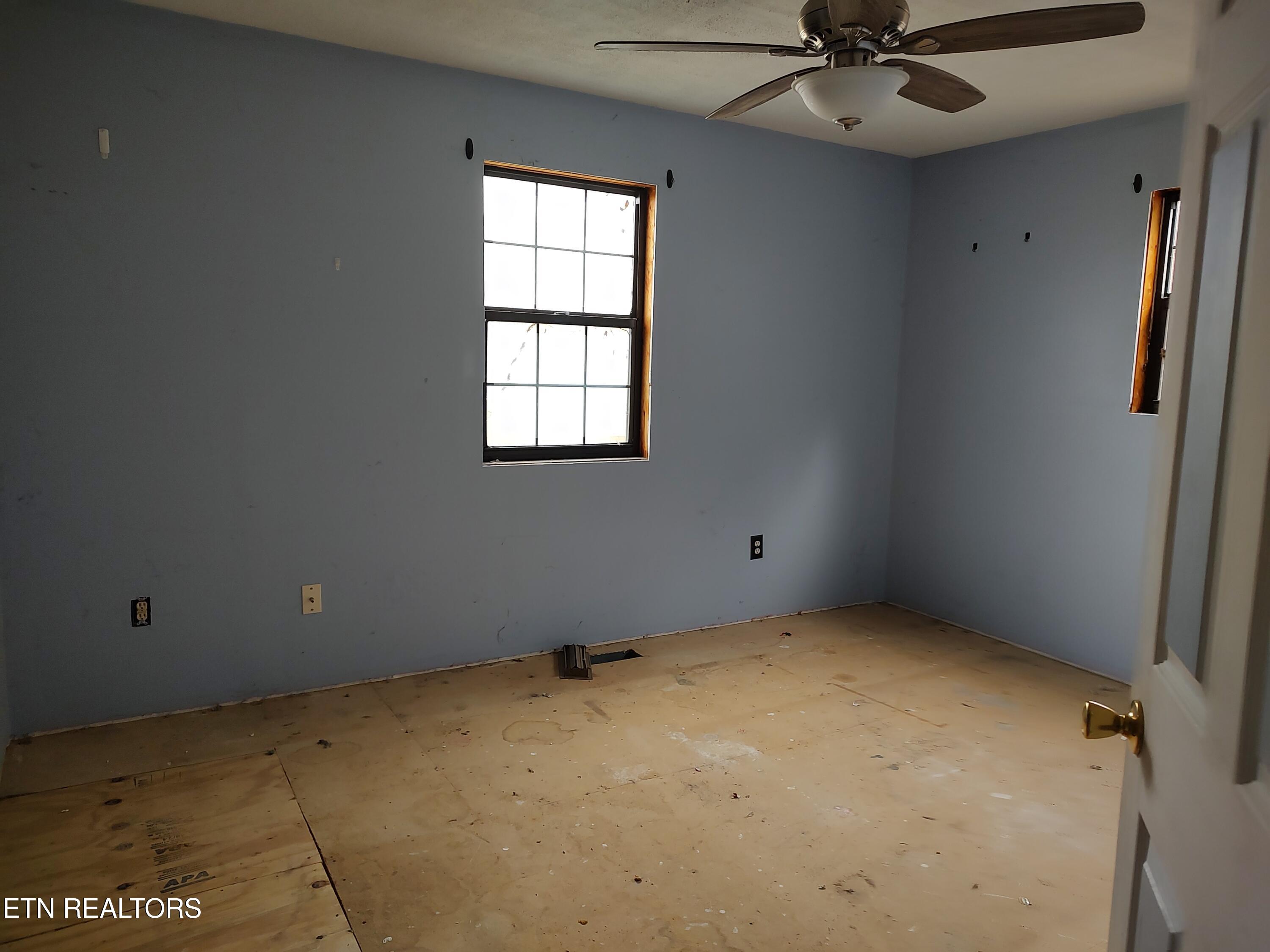 337 Marble Hall Road Rogersville TN 37857