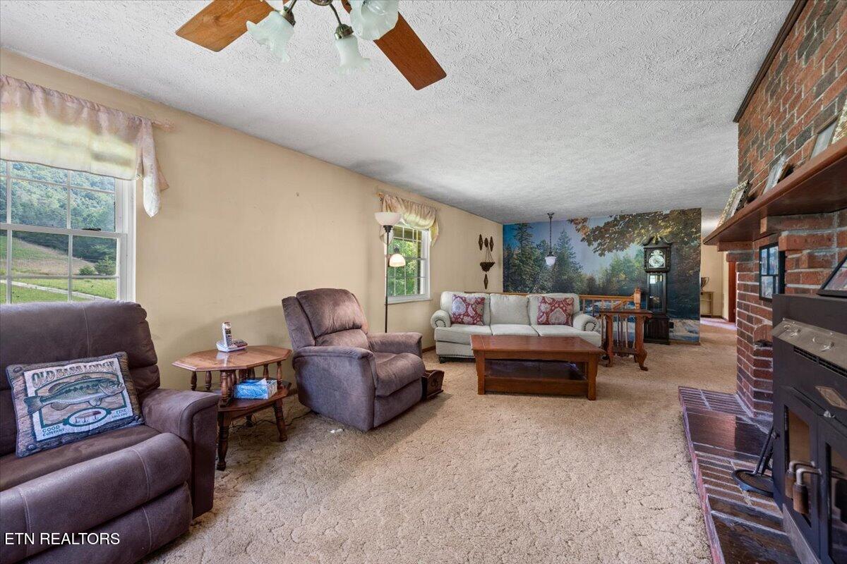 2719 Bullen Valley Road Thorn Hill TN 37881