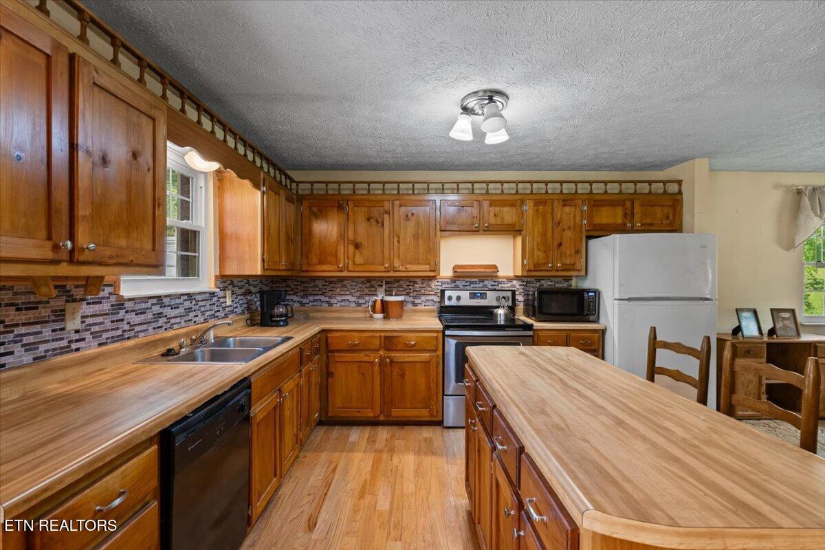 2719 Bullen Valley Road Thorn Hill TN 37881