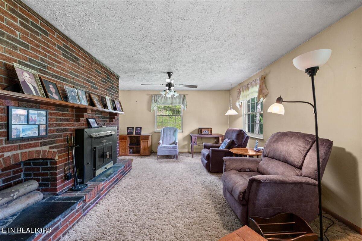 2719 Bullen Valley Road Thorn Hill TN 37881