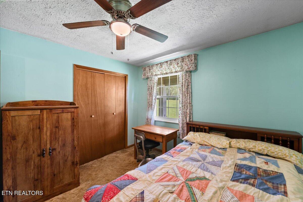 2719 Bullen Valley Road Thorn Hill TN 37881
