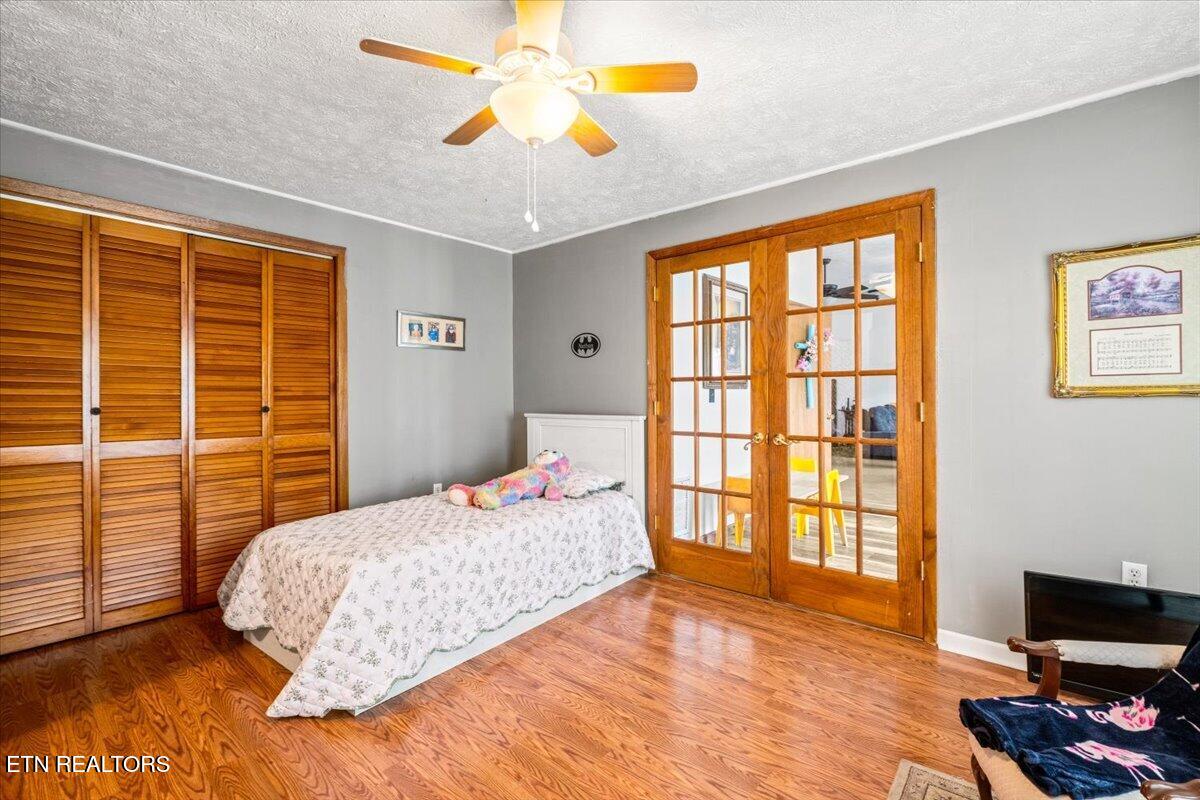 915 Cherry Street Lafollette TN 37766