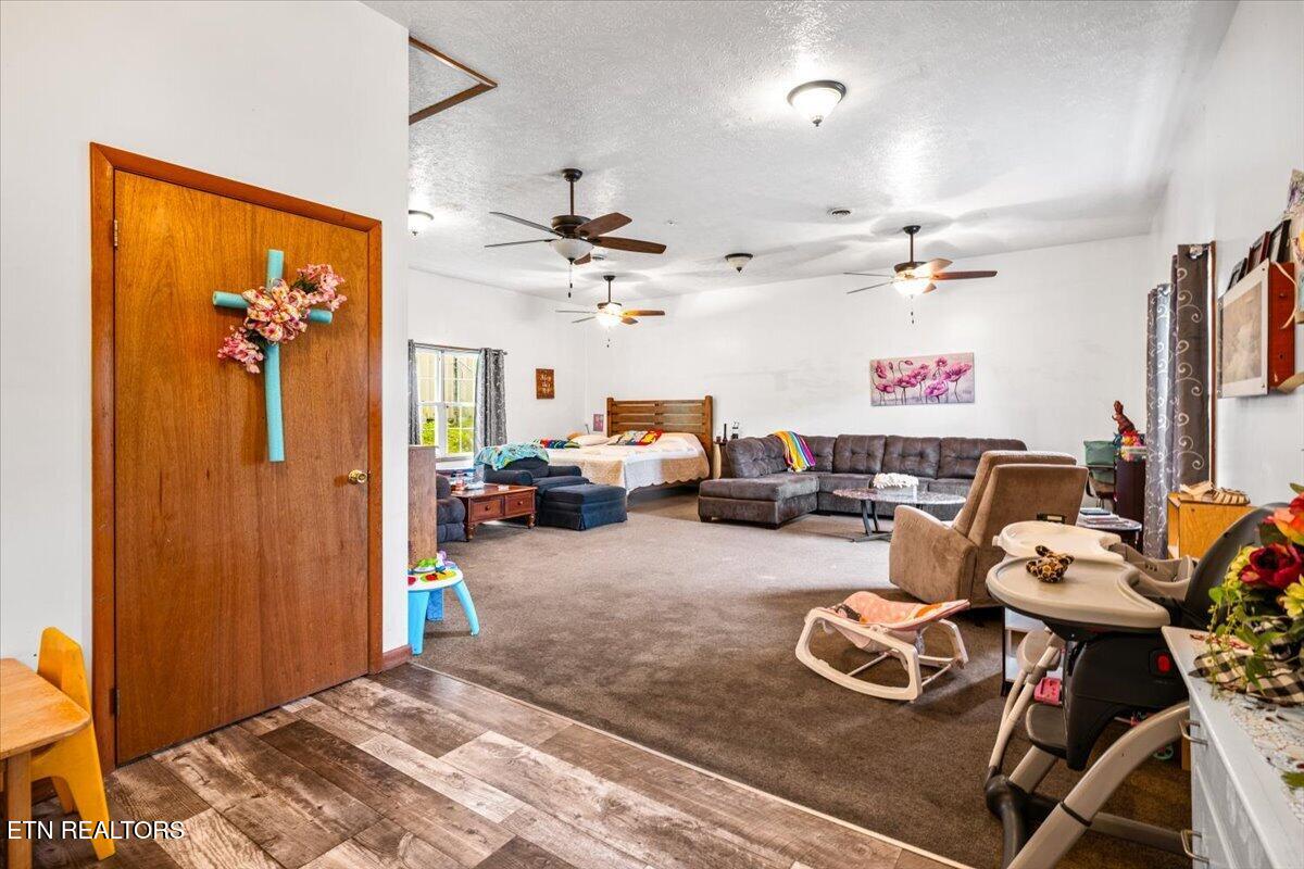 915 Cherry Street Lafollette TN 37766