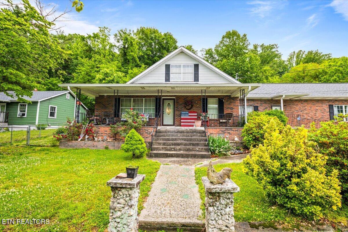 915 Cherry Street Lafollette TN 37766