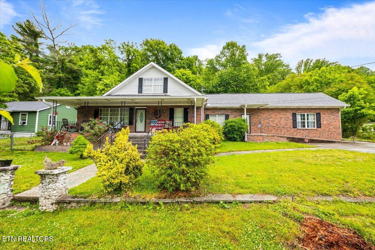 915 Cherry Street Lafollette TN 37766