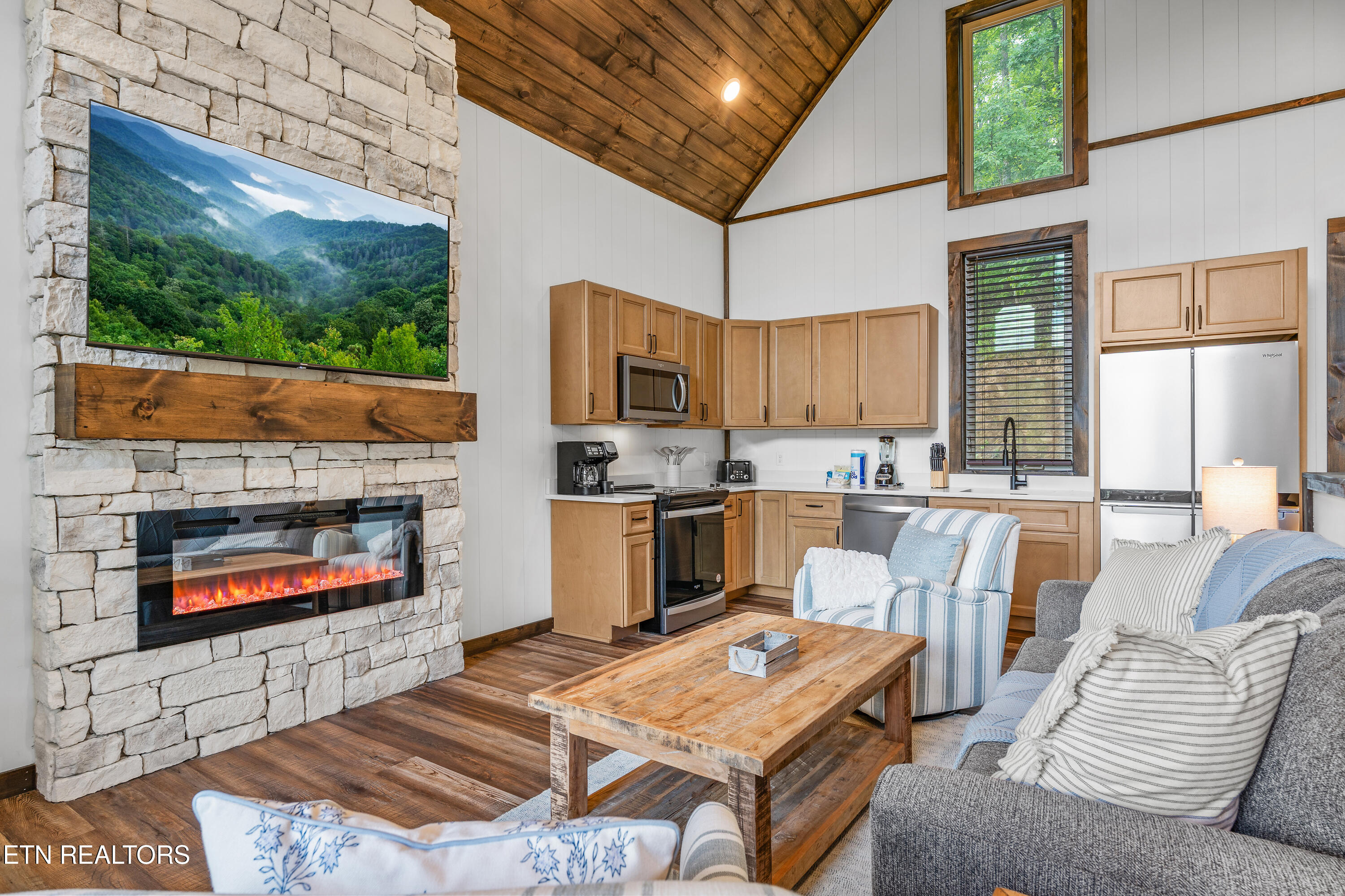126 Jolene Way Sevierville TN 37876